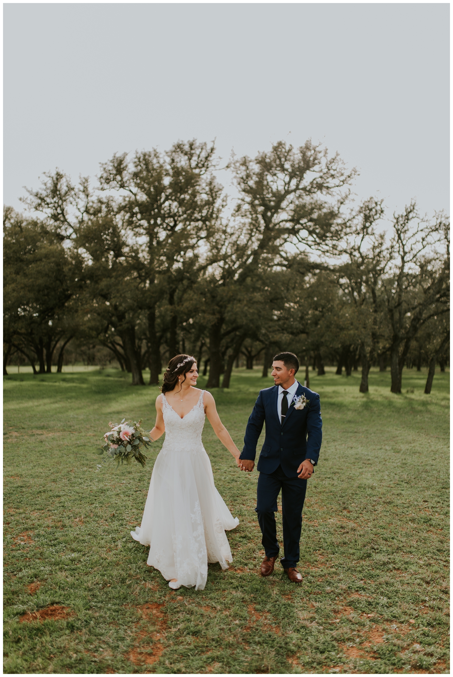 Ashlee+Mike, Featherstone Ranch Spring Wedding, San Antonio, Contista Productions Wedding Photography_0012.jpg