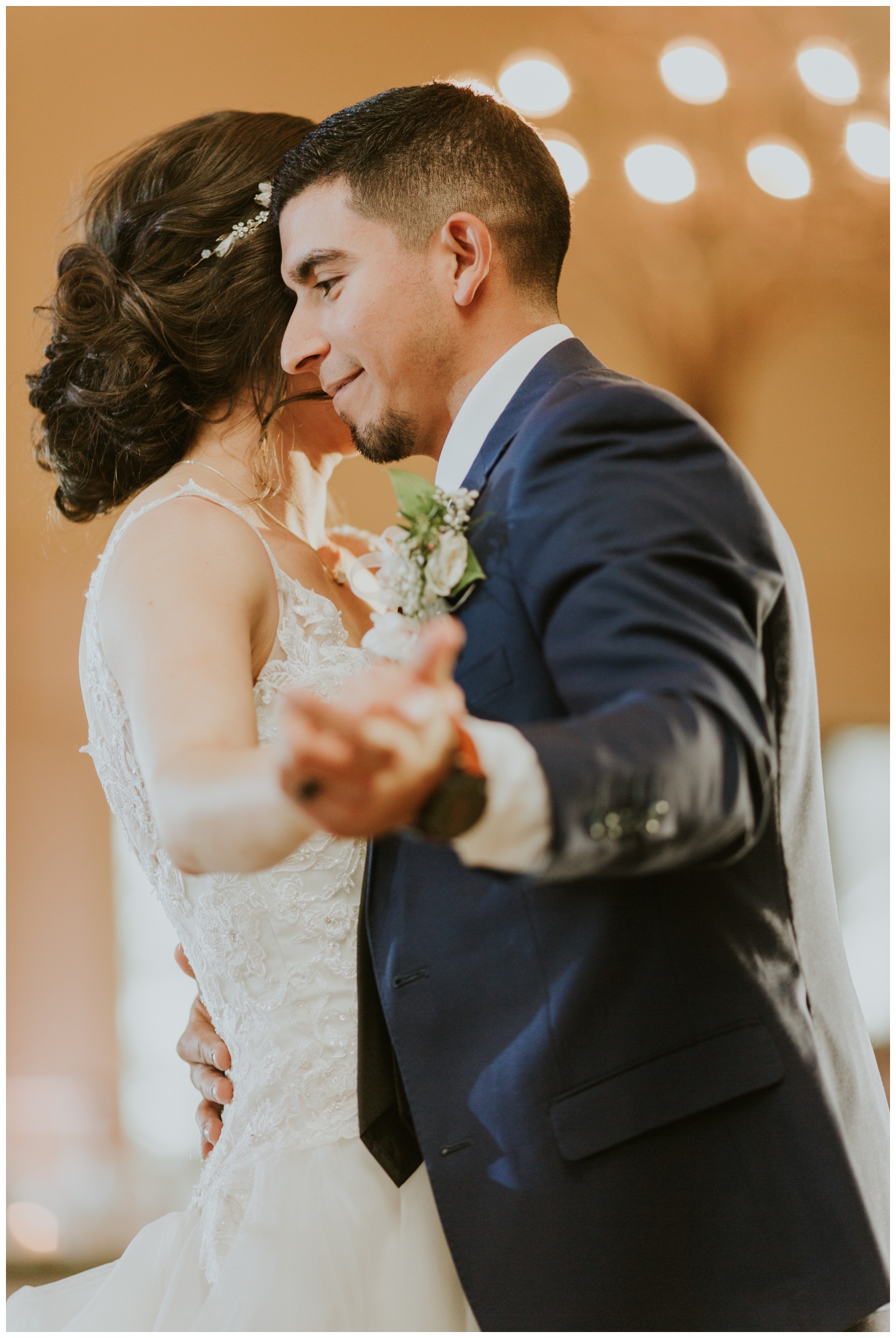 Ashlee+Mike, Featherstone Ranch Spring Wedding, San Antonio, Contista Productions Wedding Photography_0075.jpg