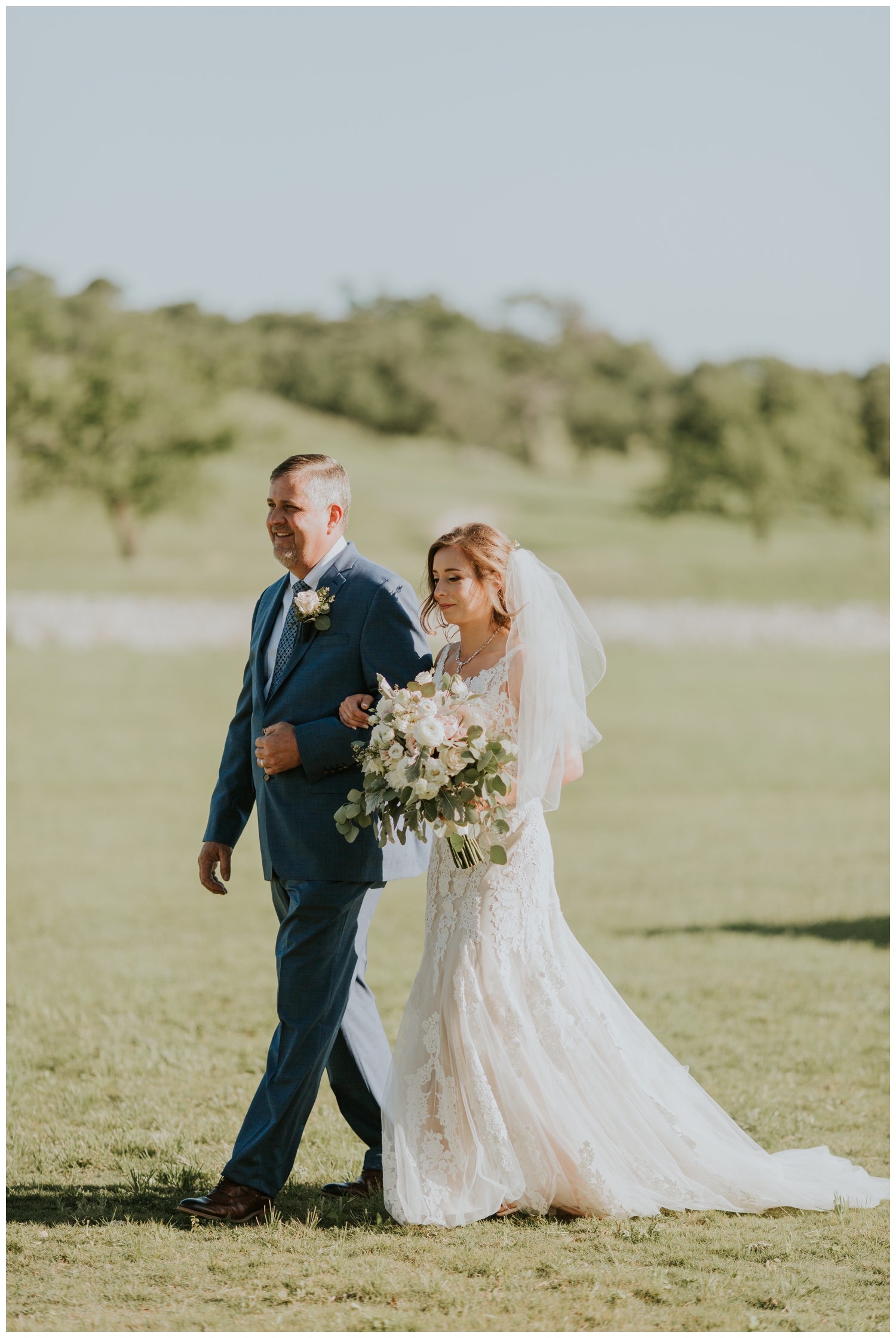 Abigayle+Shane, Alegria Barn Wedding, San Antonio, Contista Productions Wedding Photography_0057.jpg