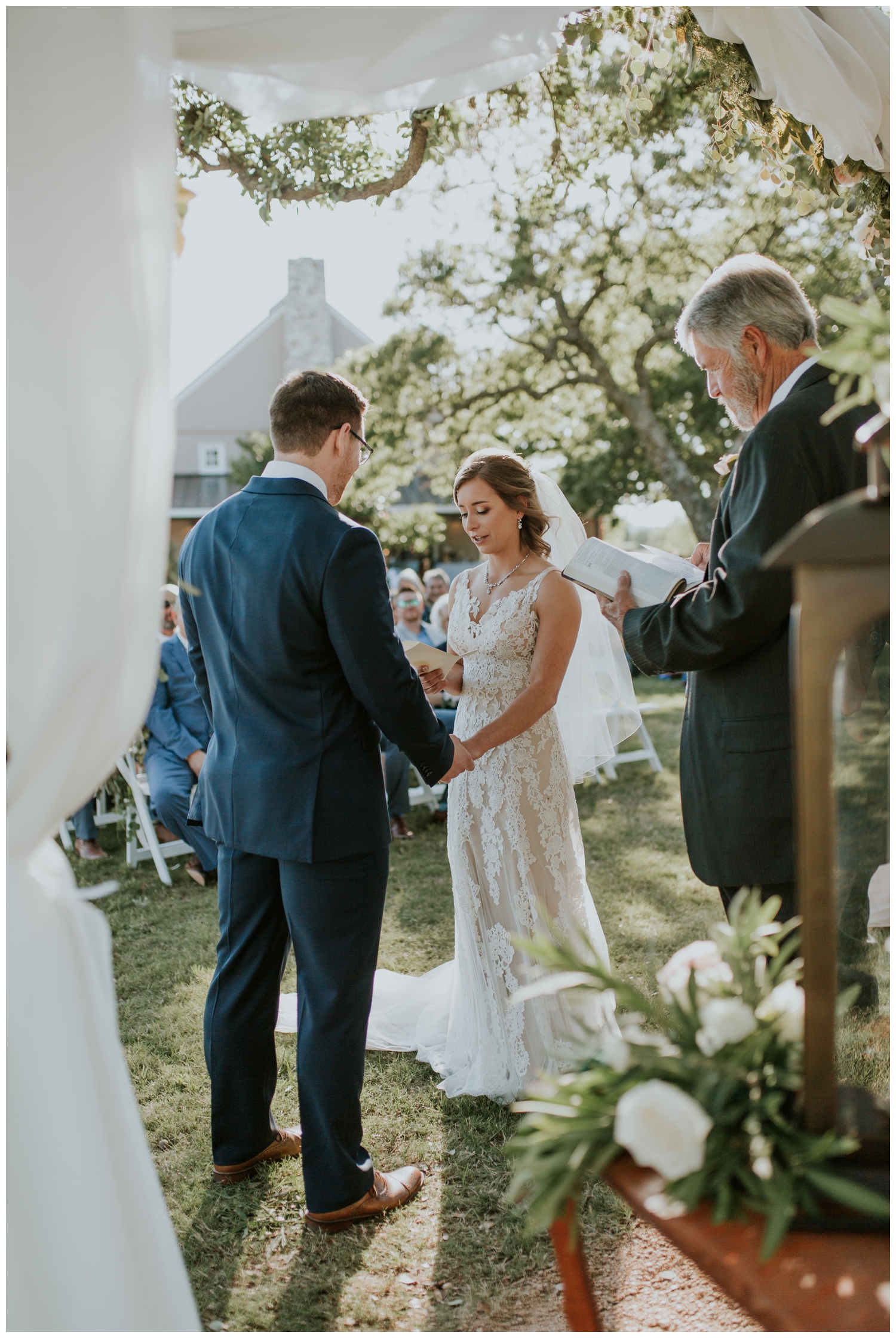 Abigayle+Shane, Alegria Barn Wedding, San Antonio, Contista Productions Wedding Photography_0064.jpg