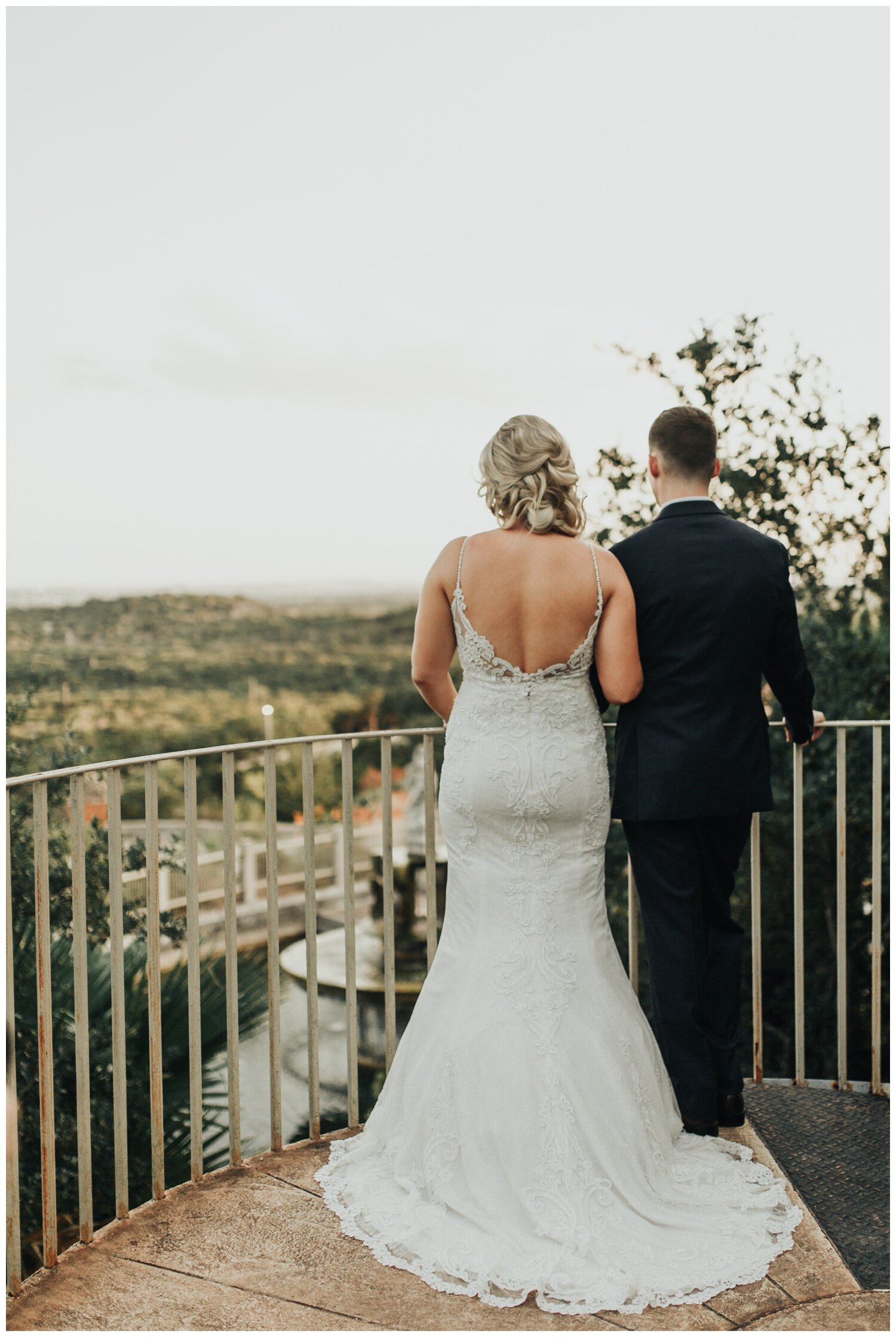 Villa Antonia Elegant September Wedding Austin, Texas  (Joshua and Parisa - Austin Wedding Photographer)_0016.jpg