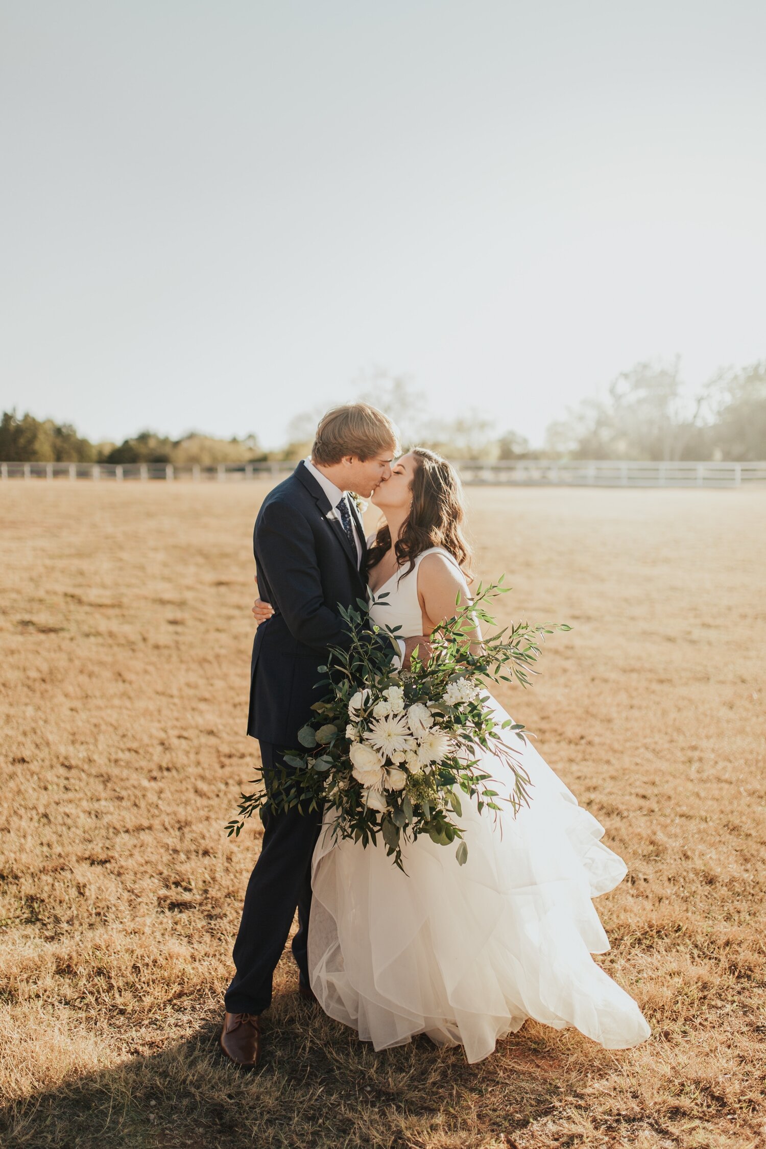 WeddingPhotographyTheEstateAtLakeTravis_0028.jpg