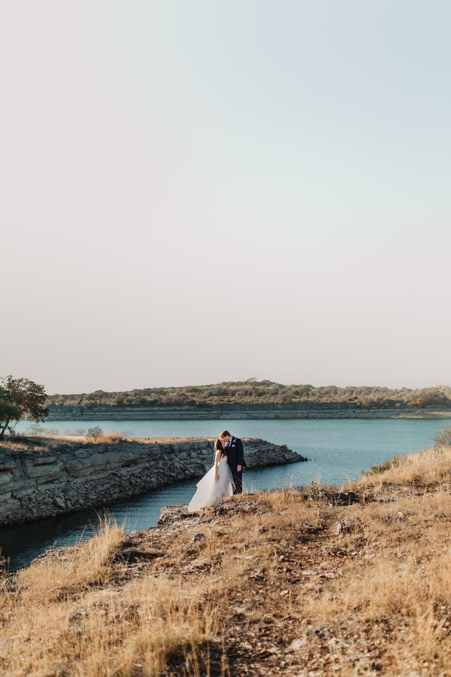 WeddingPhotographyTheEstateAtLakeTravis_0038.jpg