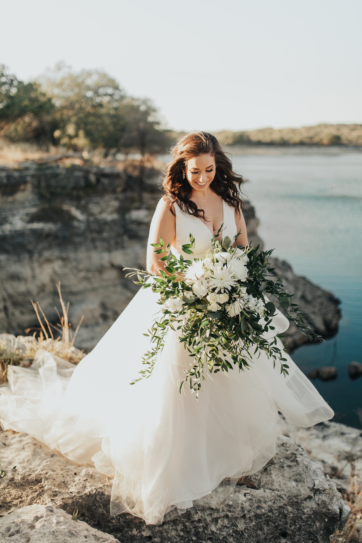 WeddingPhotographyTheEstateAtLakeTravis_0041.jpg