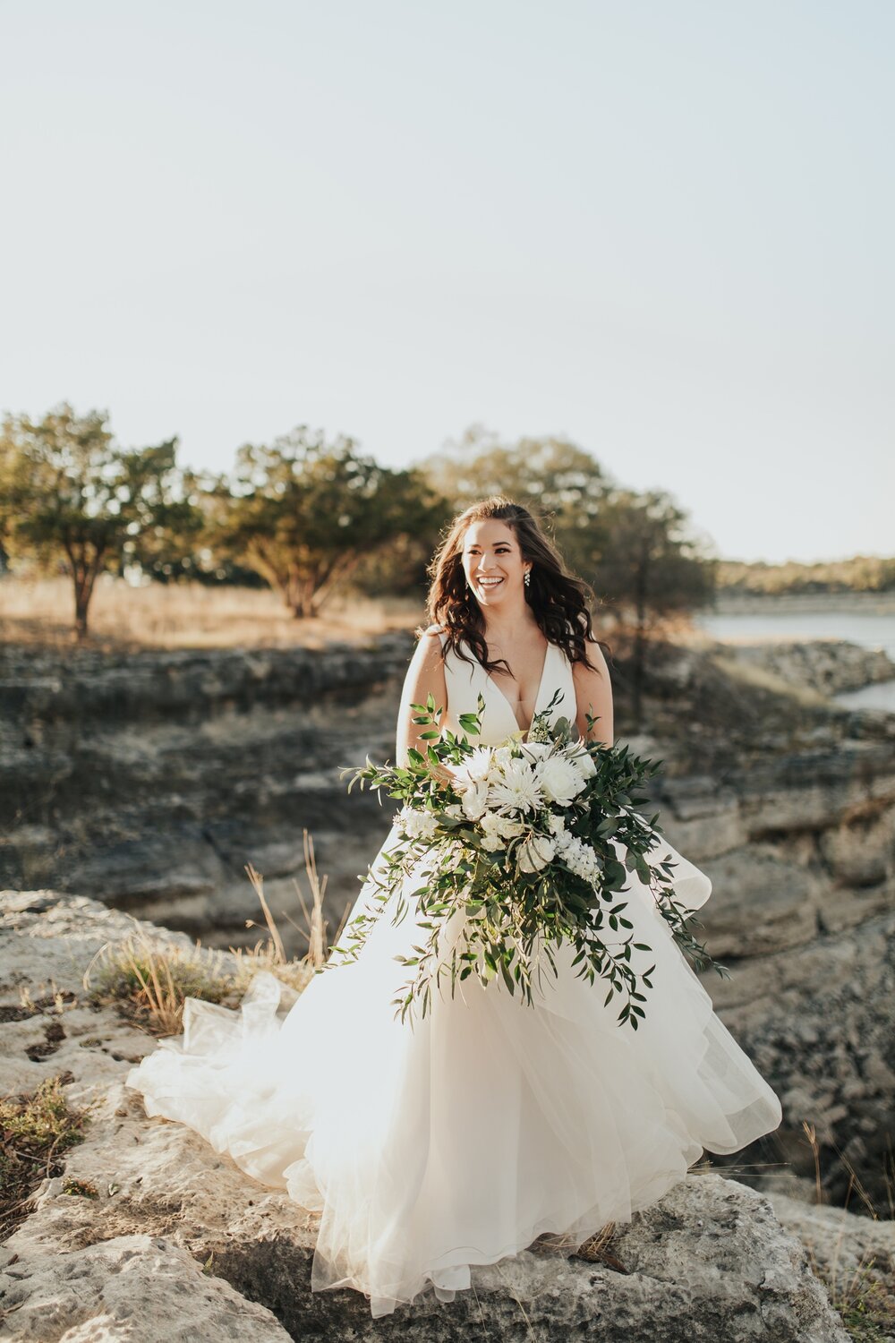 WeddingPhotographyTheEstateAtLakeTravis_0042.jpg