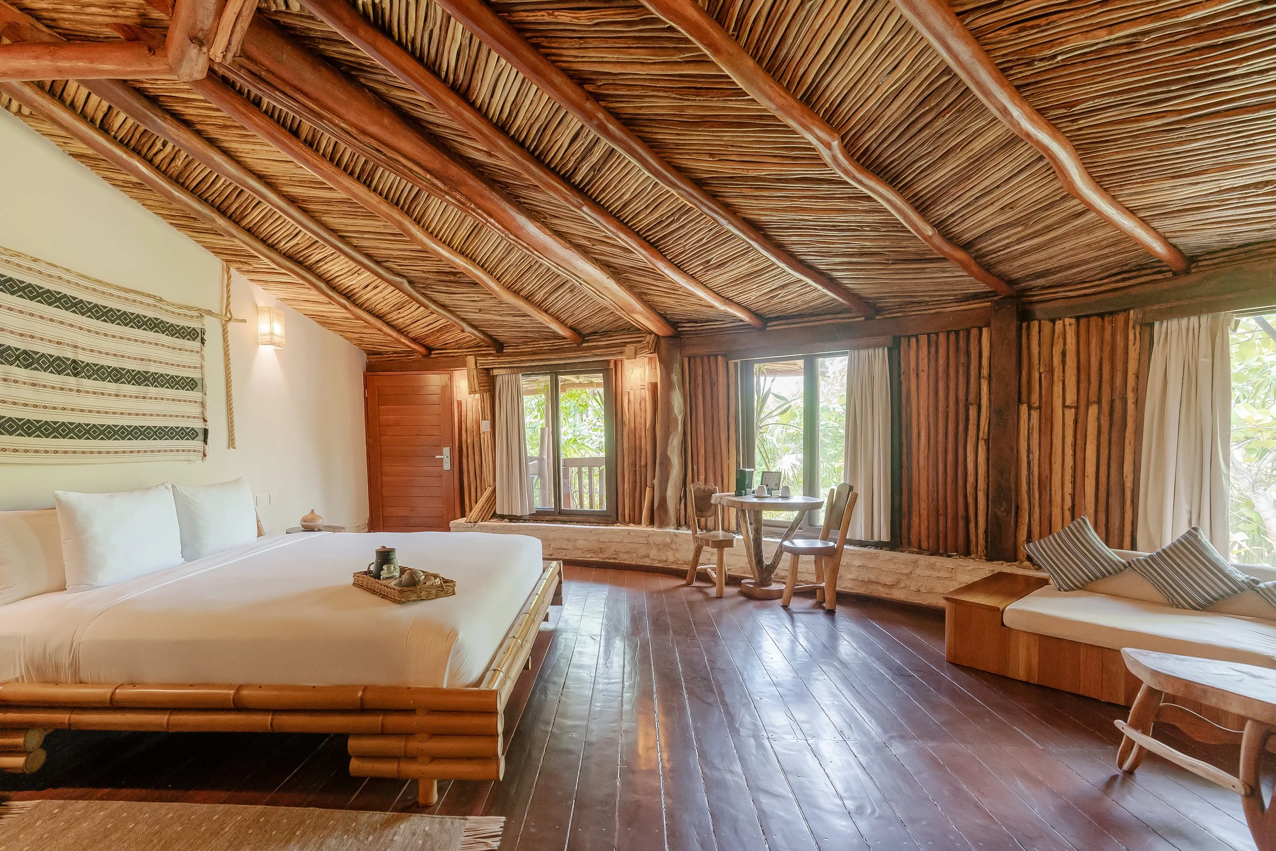 Tree House Suite 3.jpg.jpg