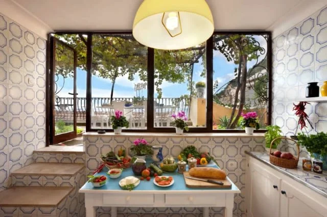 Positano kitchen.jpg