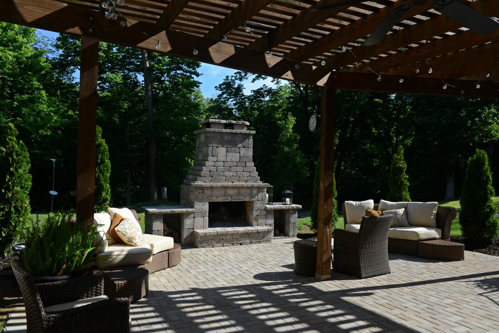 Pergola-Fireplace-Patio_preview (1).jpg