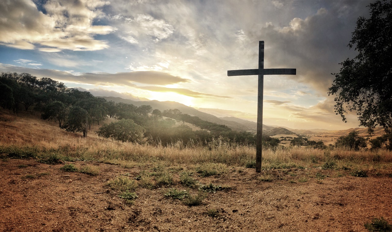 Pictured: The Cross in the front yard of our friend Danita’s home near Hollister, California