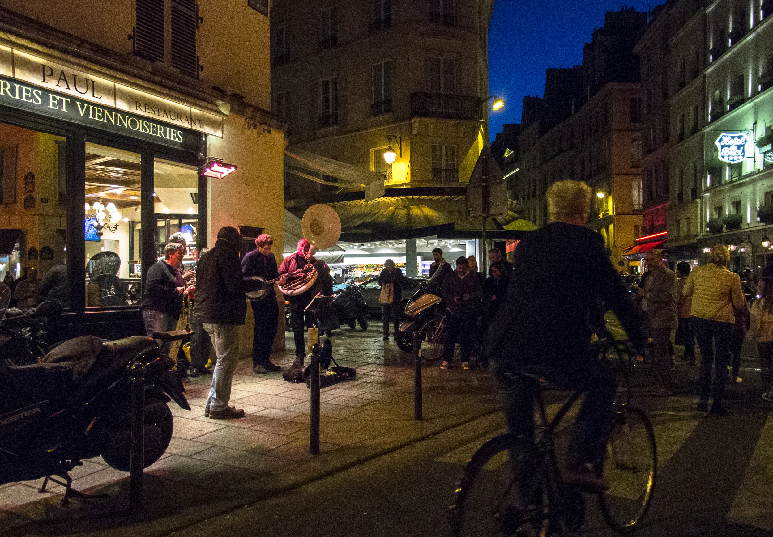 Alvin Oei - Art Center College of Design - Underground BerlinParis Tribute_57.JPG