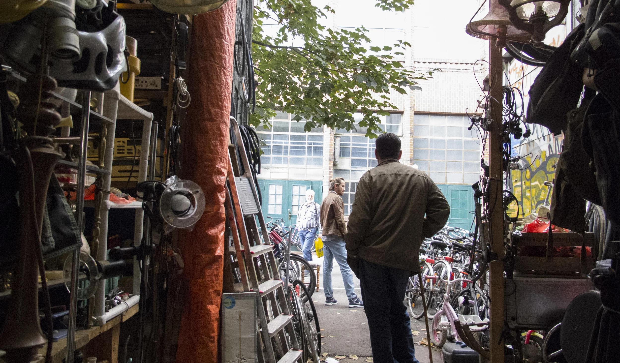 Alvin Oei - Art Center College of Design - Underground Berlin00_5.JPG