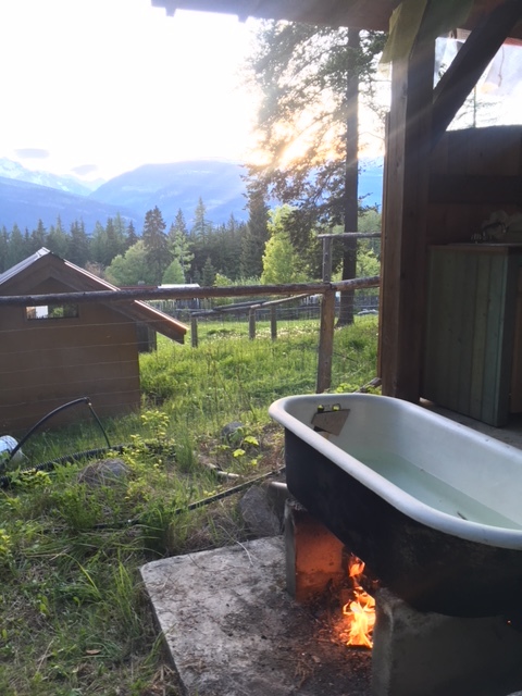 Take in the mountains beauty while having an outdoor bath.