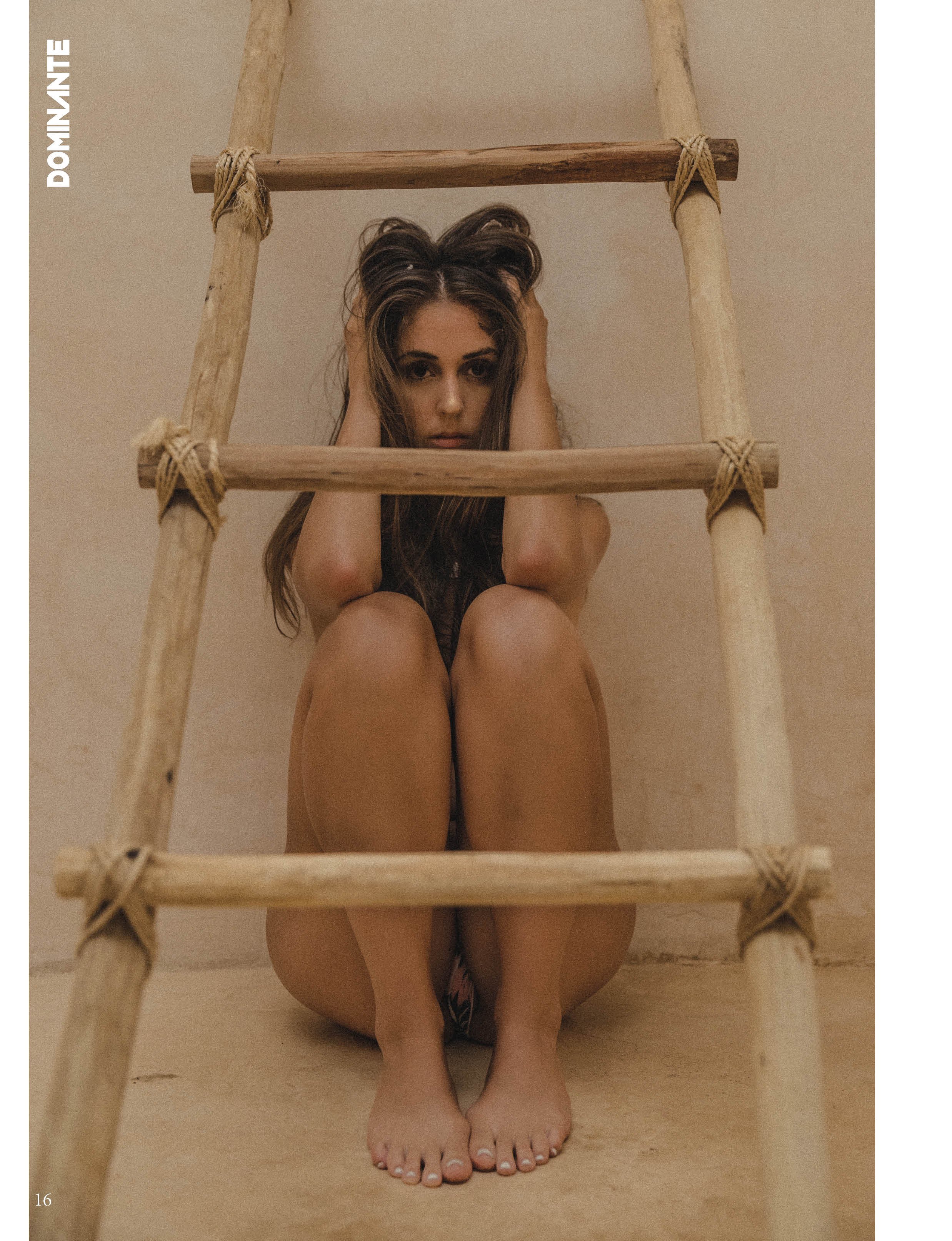 DOMINANTE French Magazine La Muses Edition Vol. 54 Feb. 2021 16.jpg