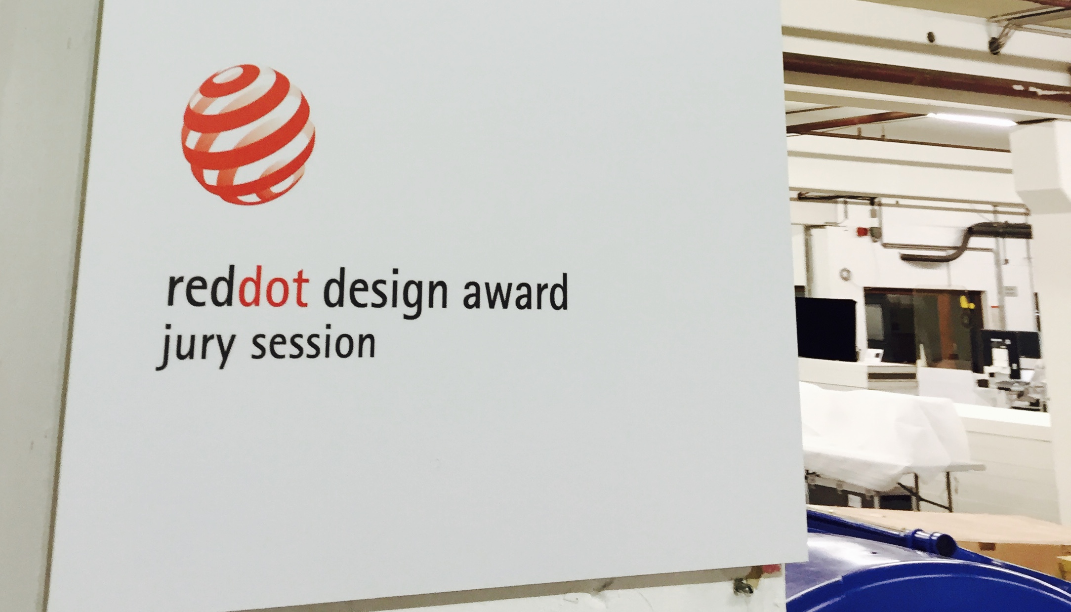 weissschwarz was nominated for the red dot young professionals design award 2016... faild