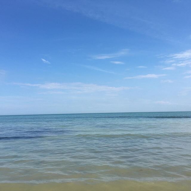 Another day in paradise
.
.
.
#ramsgate #ramsgatebeach #seascape #bluesky #blue #sea #horizon #layers #lines #inspiration #glaze #paradise #sunshine #socialdistancing #covid19 #mindfulness #coast #coastalliving #beach #beachlife