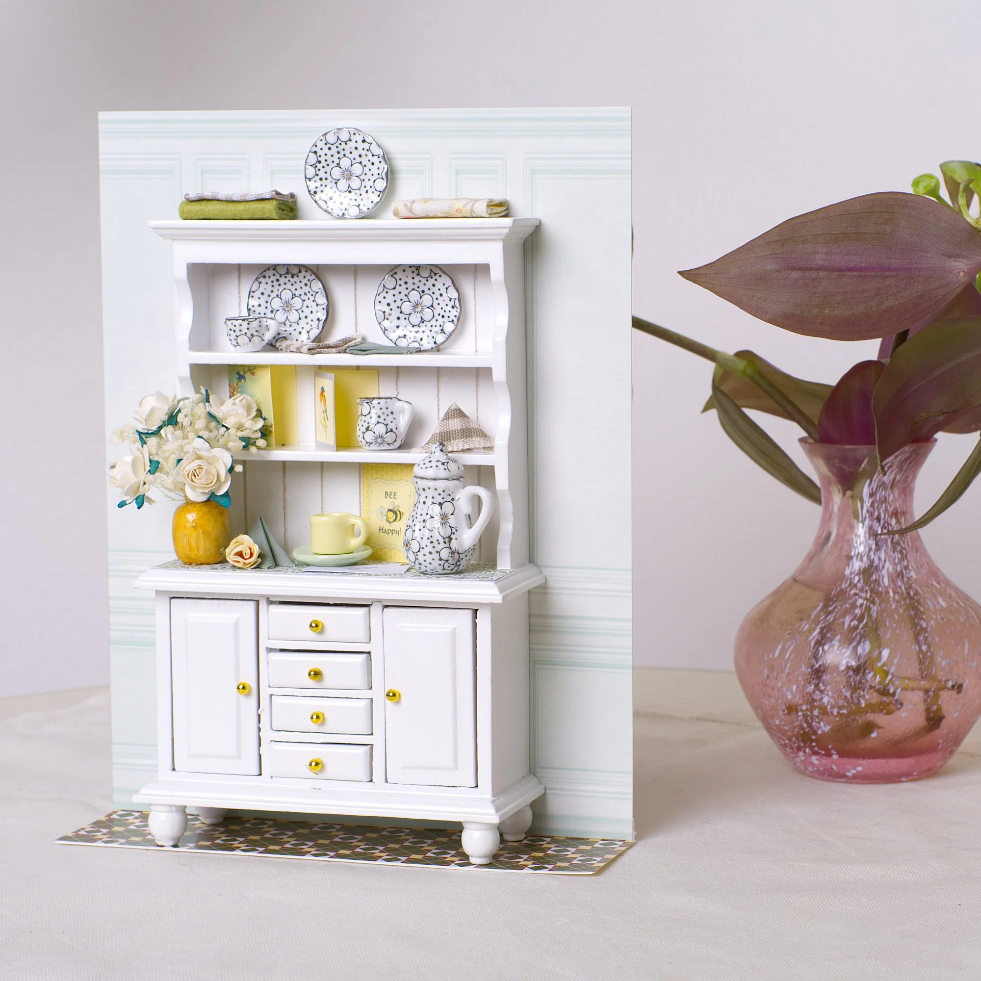DresserDSCF0596_WEB.jpg