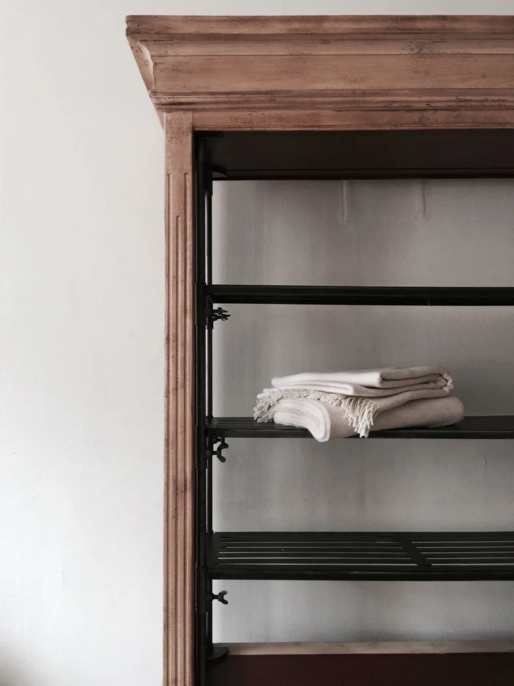 Wallnut+Bookcase+£3500+(closer+up).jpg