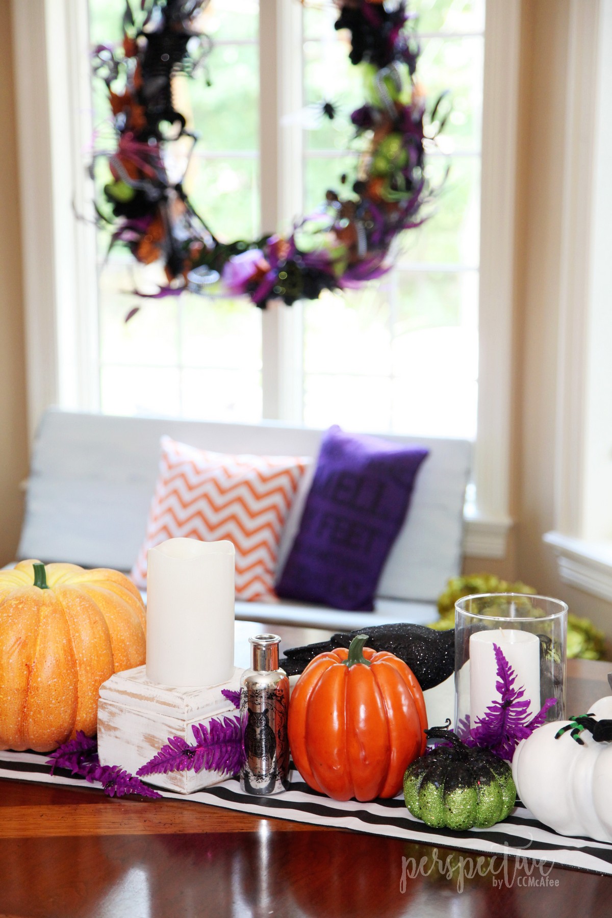 halloween wreath (1).jpg