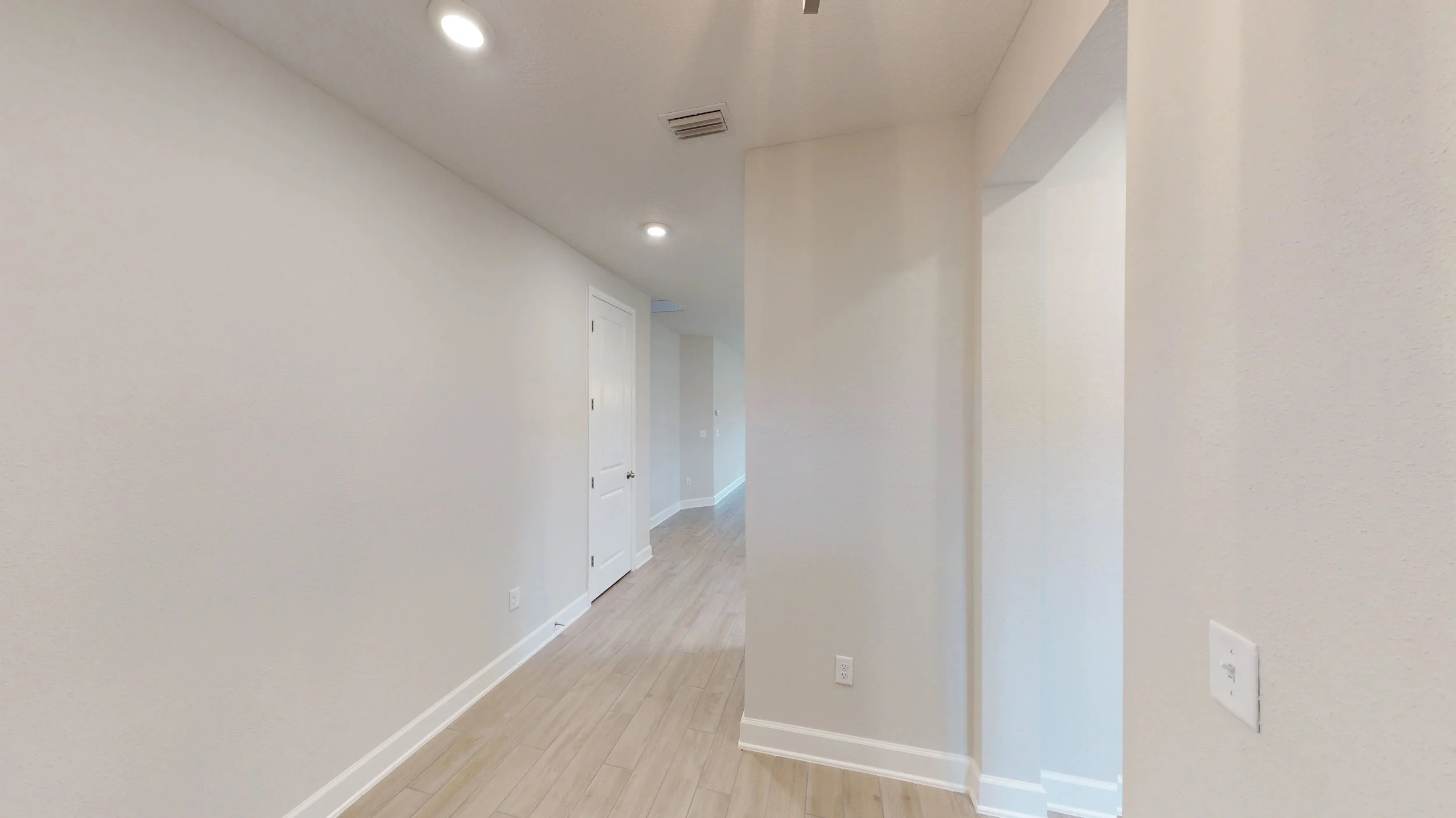 553 Vista Lake Circle