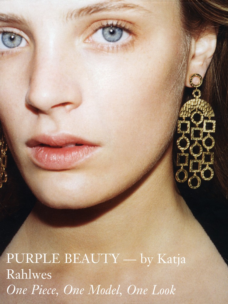 Purple fashion.  Katja Rahlwes