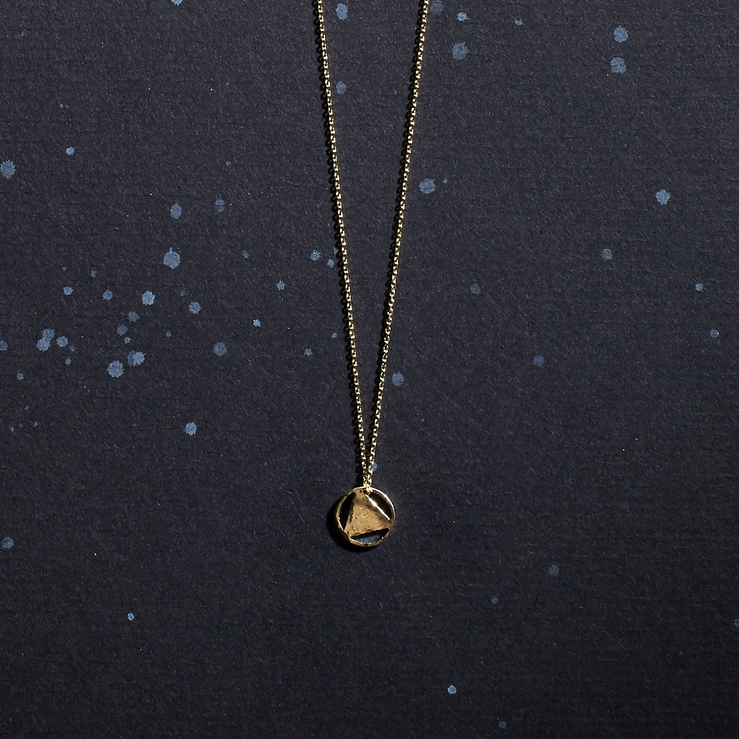 Gold-Elements-Mini-Disc-H-KIND-Jewellery.gif