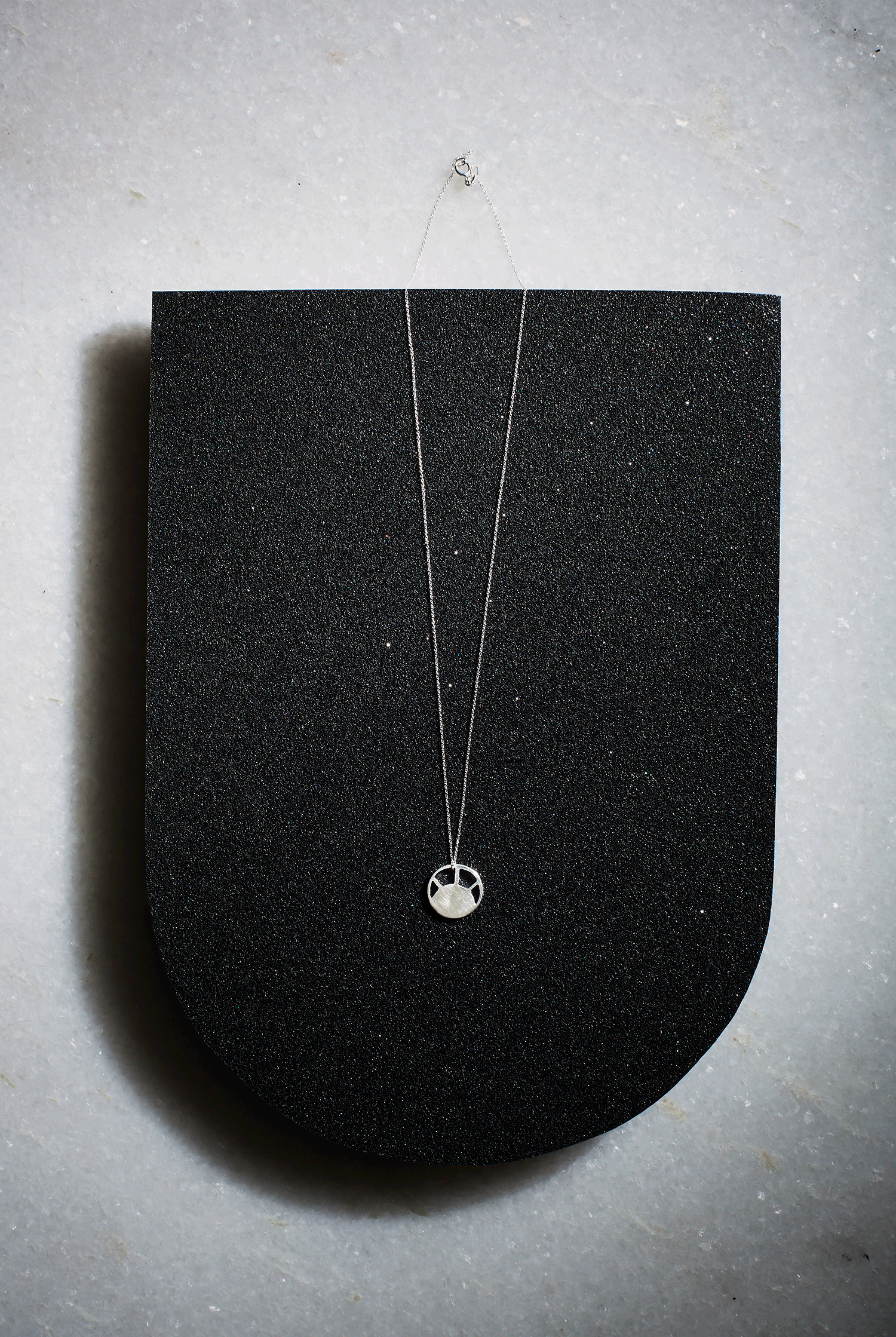 Silver-Soleil-Disc-P-Full-KIND-Jewellery.gif