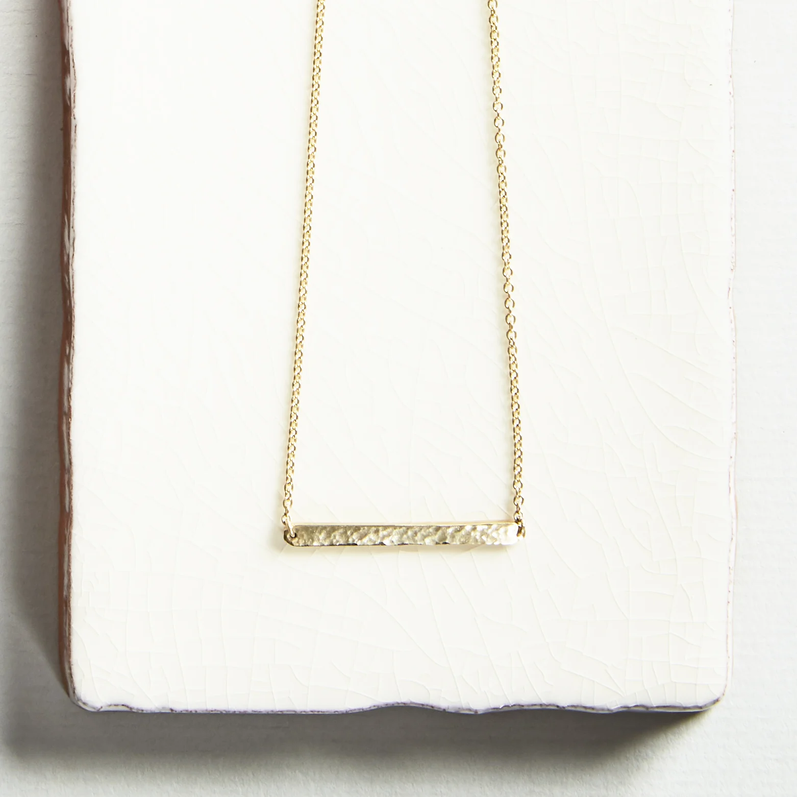 Horizon Bar Necklace Thumbnail2.jpg