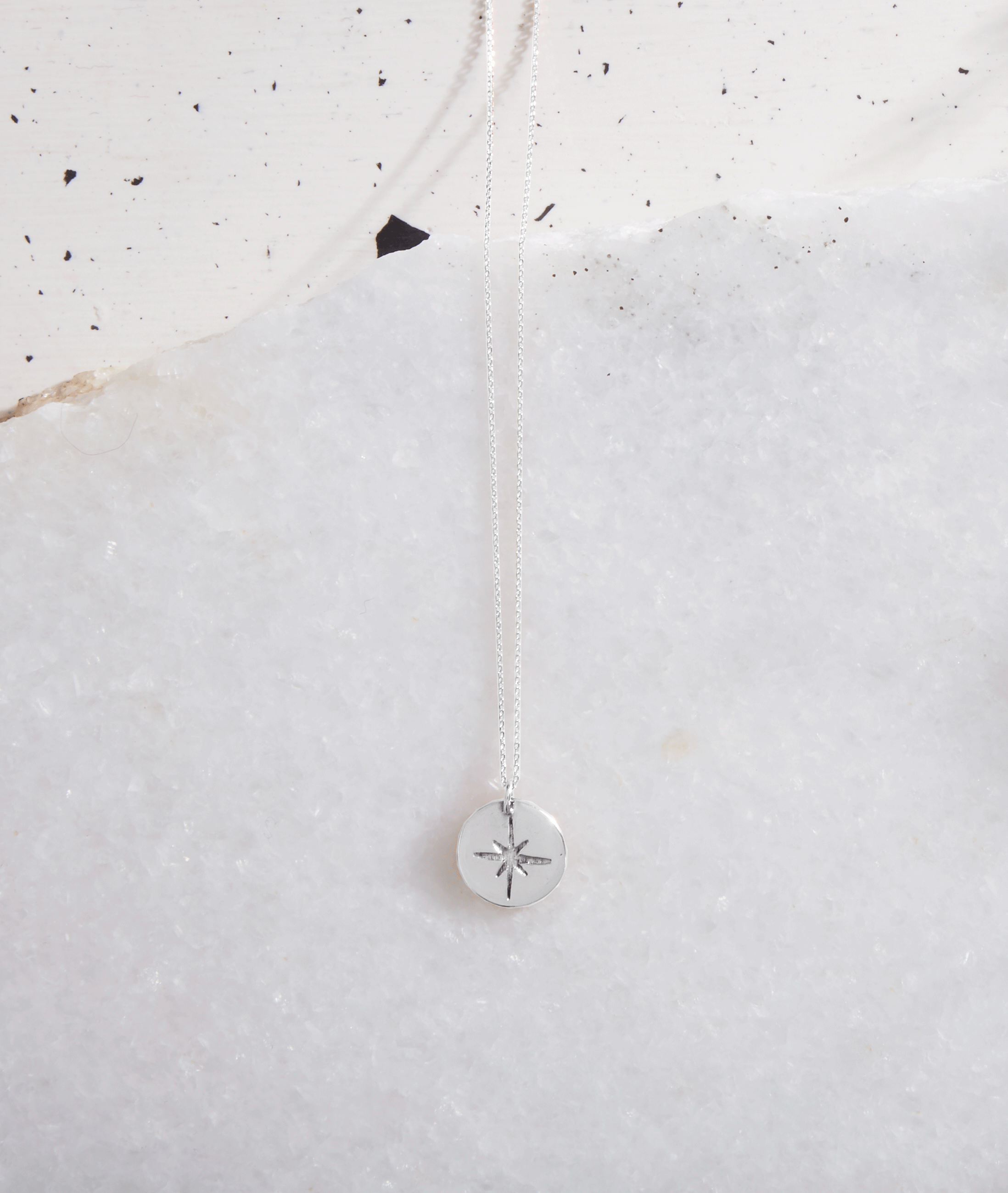 Silver-Stella-Necklace.gif