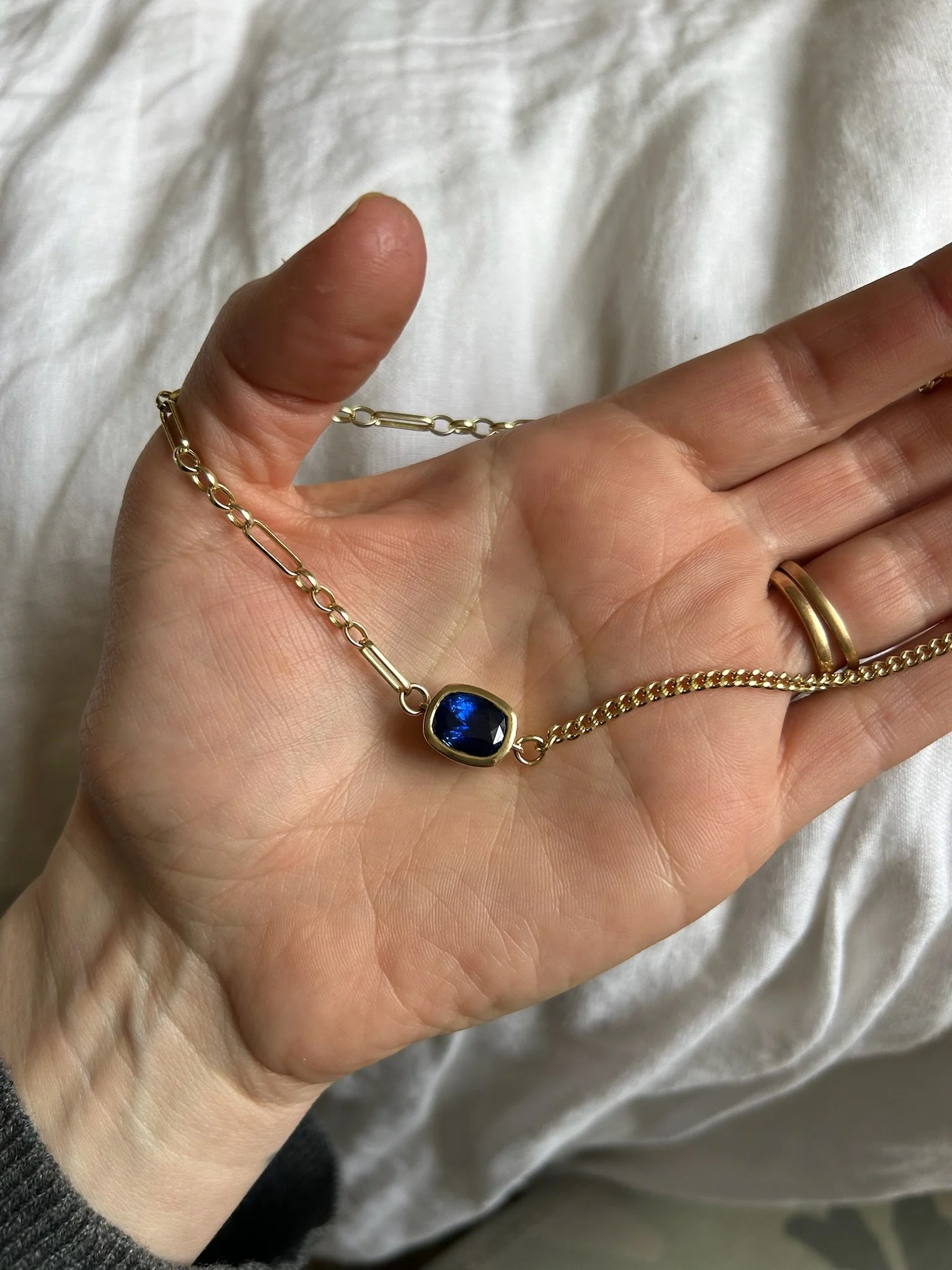 KIND Sapphires
