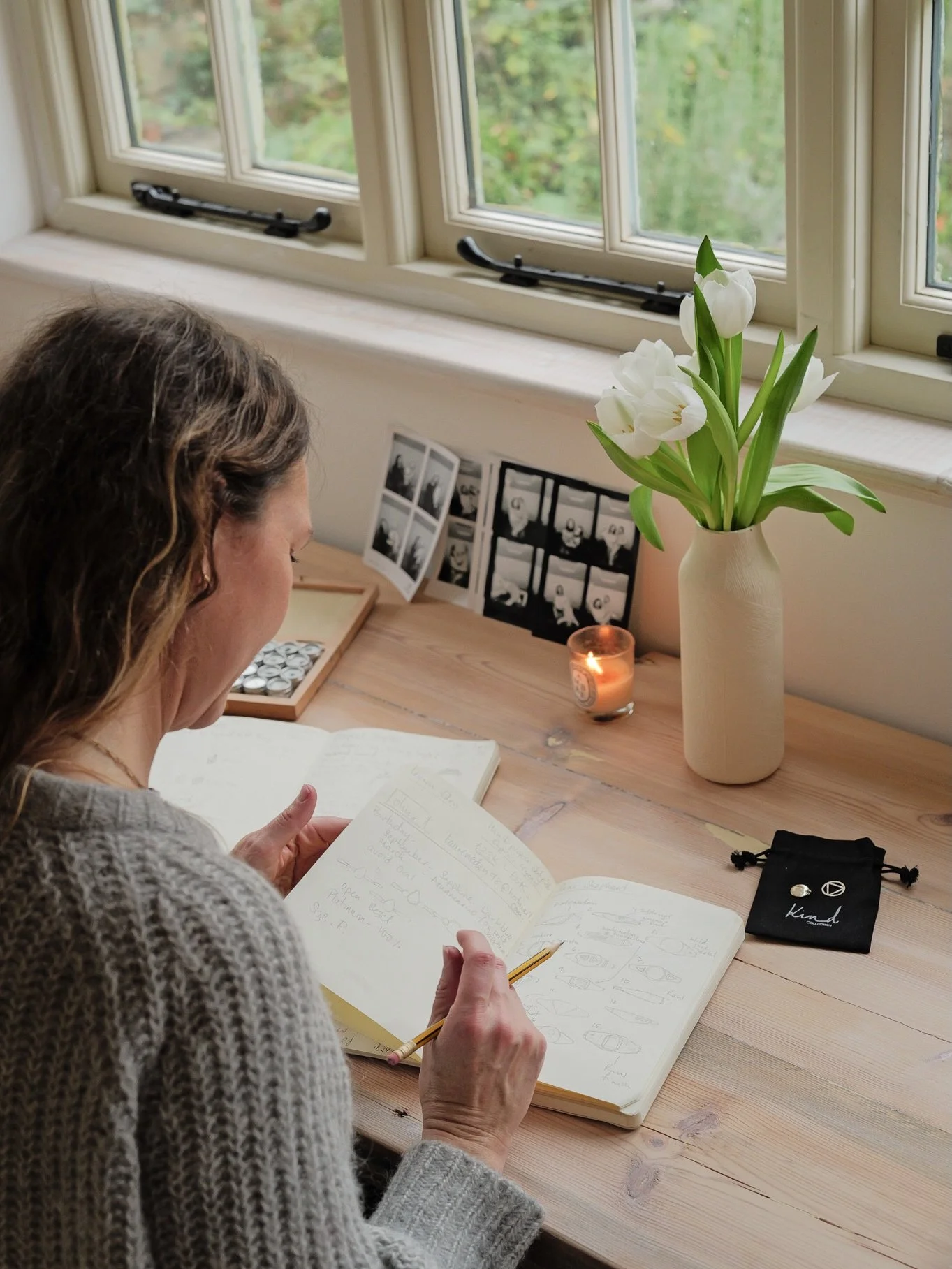 From sketching to gem sourcing, polishing and packaging, our process is centred around the art of our hands 🤍 

Whilst some complex settings and designs utilise CAD software to ensure the structural integrity of a piece, most of our designs are craf