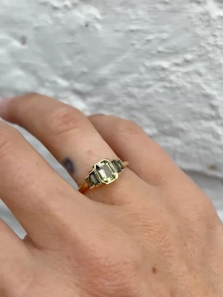 From the setting, to the stones, to the story behind the ring 🤍 This was such a special piece to work on, and a reminder of how unique each bespoke project really is.

A little heads up that November 6th is the cut off date for 2026 bespoke orders. 