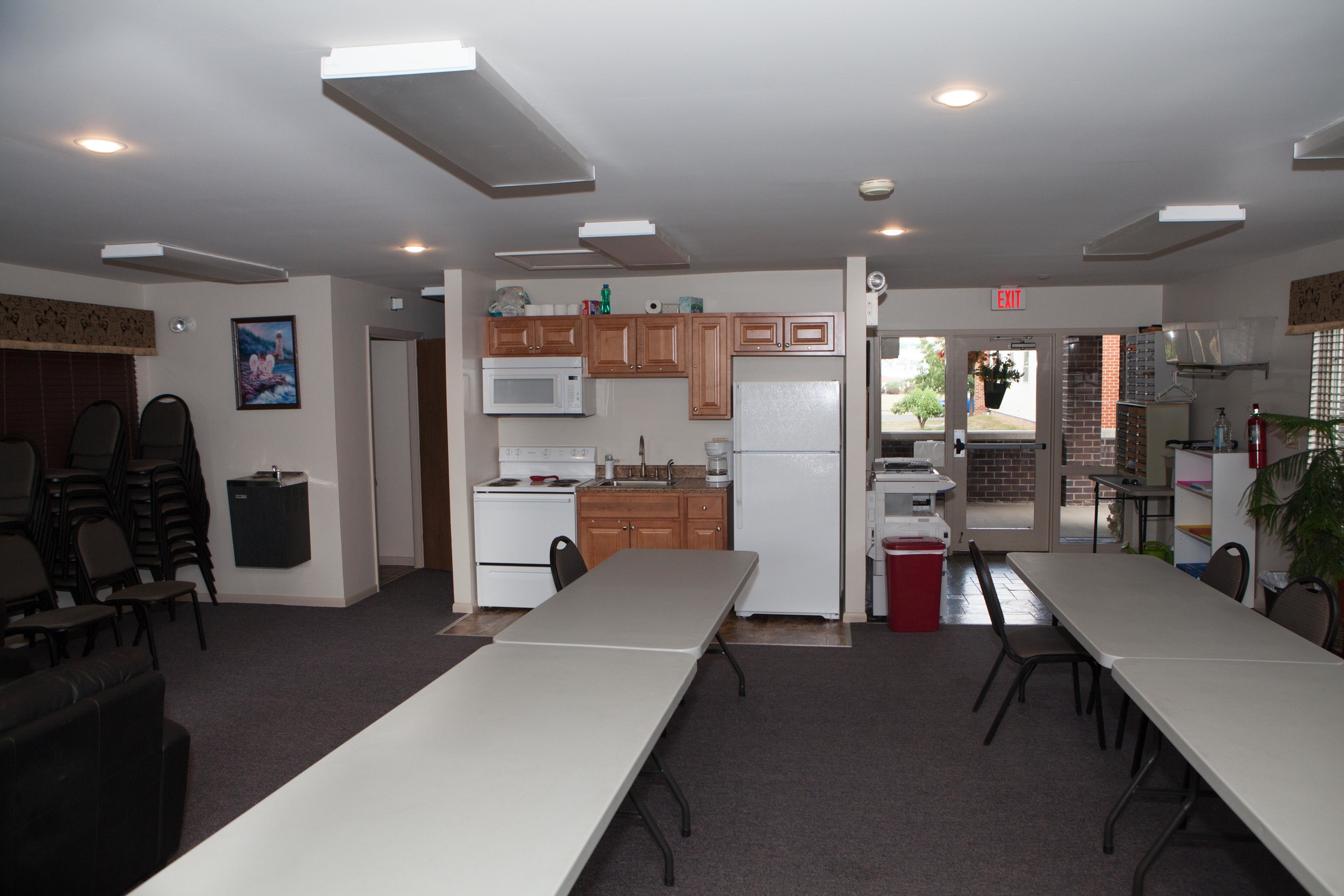 Community Room (Kitchen)