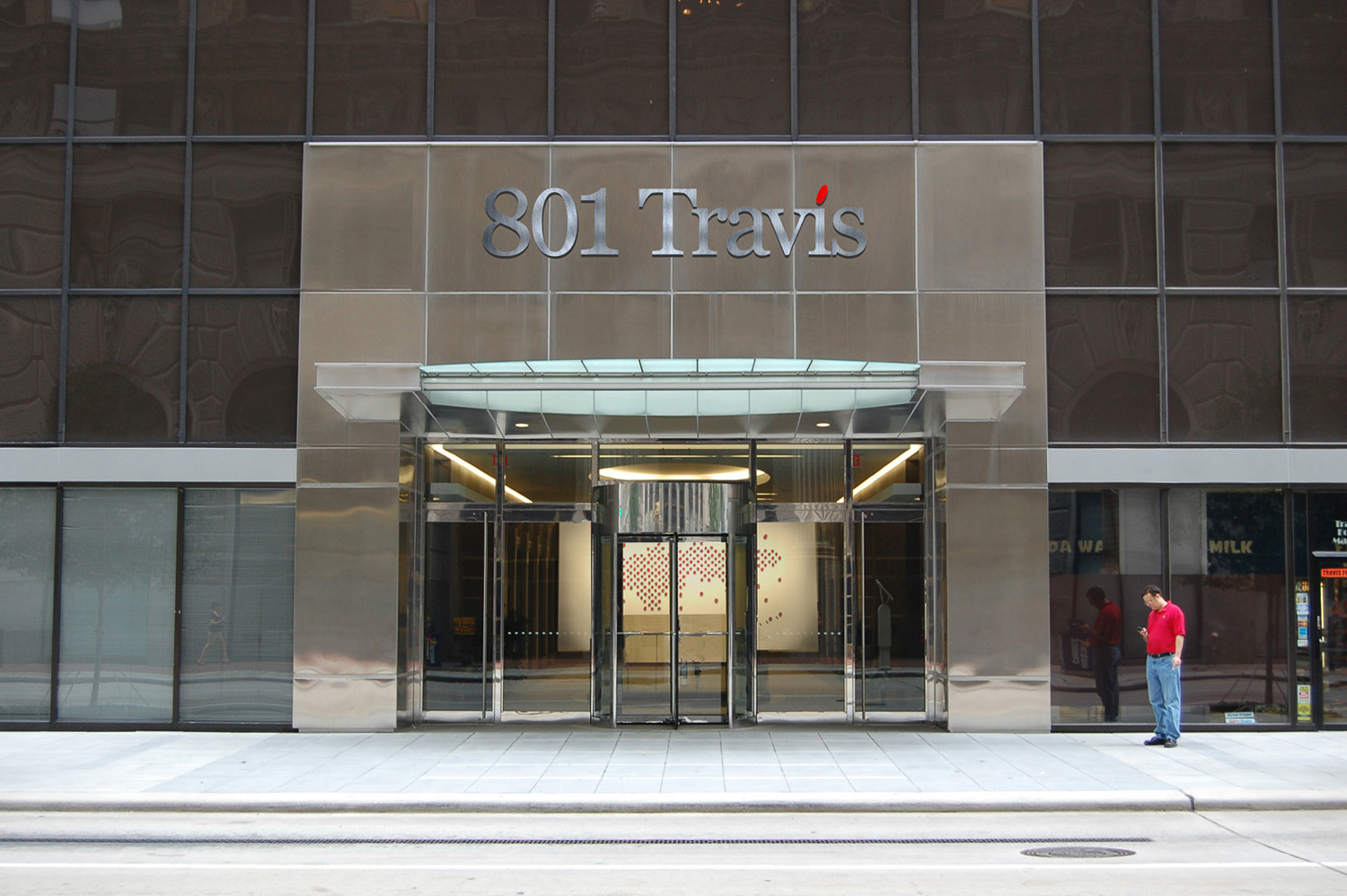 801 Travis-1.jpg