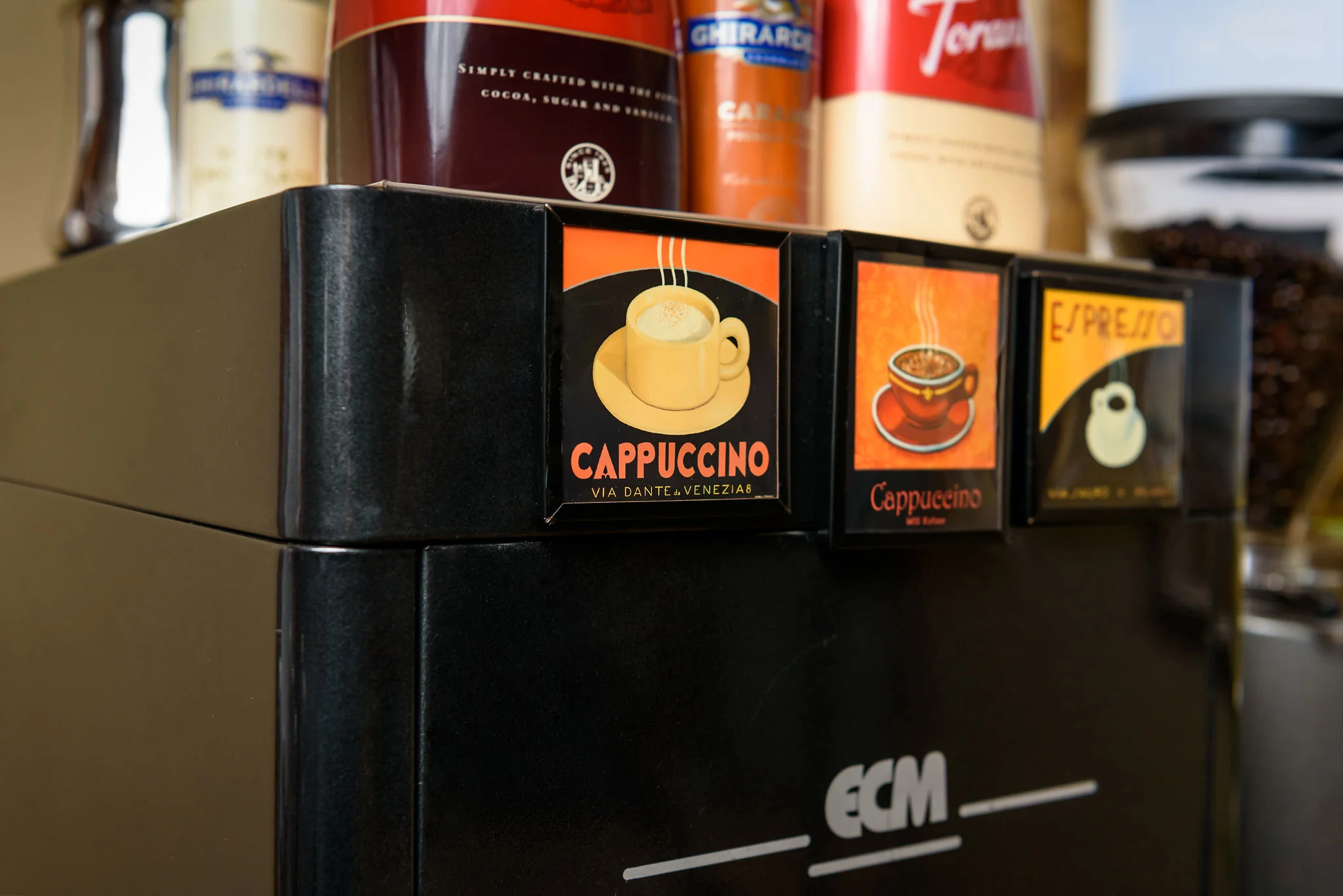 The workhorse of our business -- our one group espresso machine that is powerful but portable.