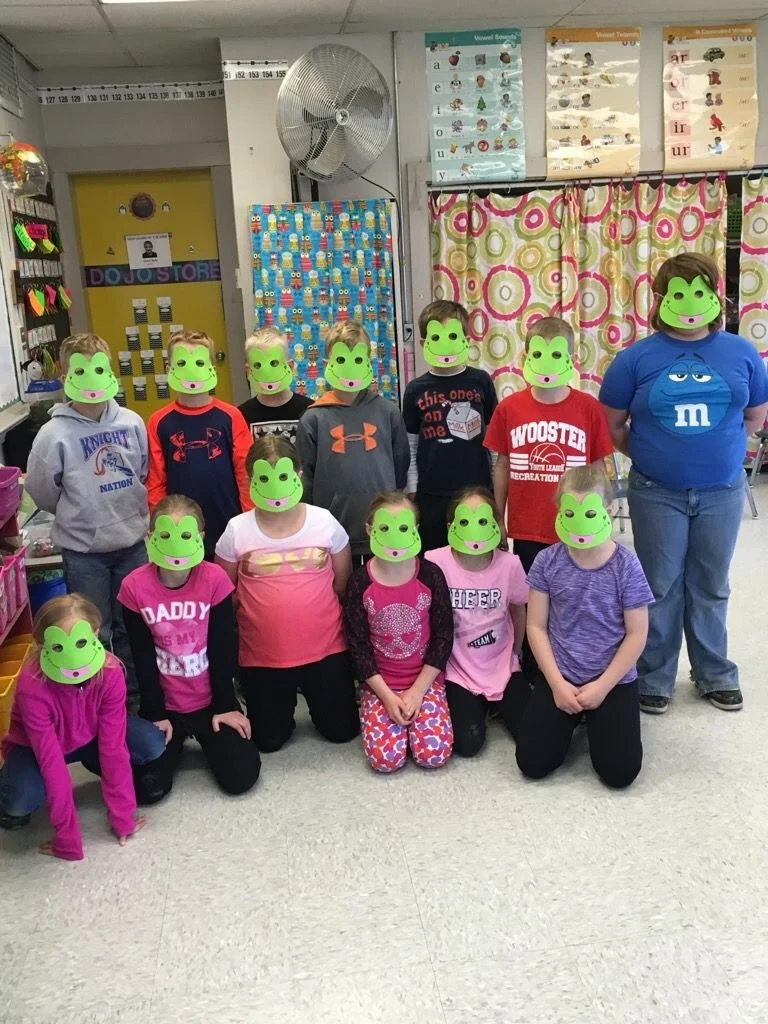 Nashville Elementary's 2016 Right to Read Week featured had an amphibian theme! These 2nd graders are all set to learn more about amphibians from our Holmes SWCD staff.