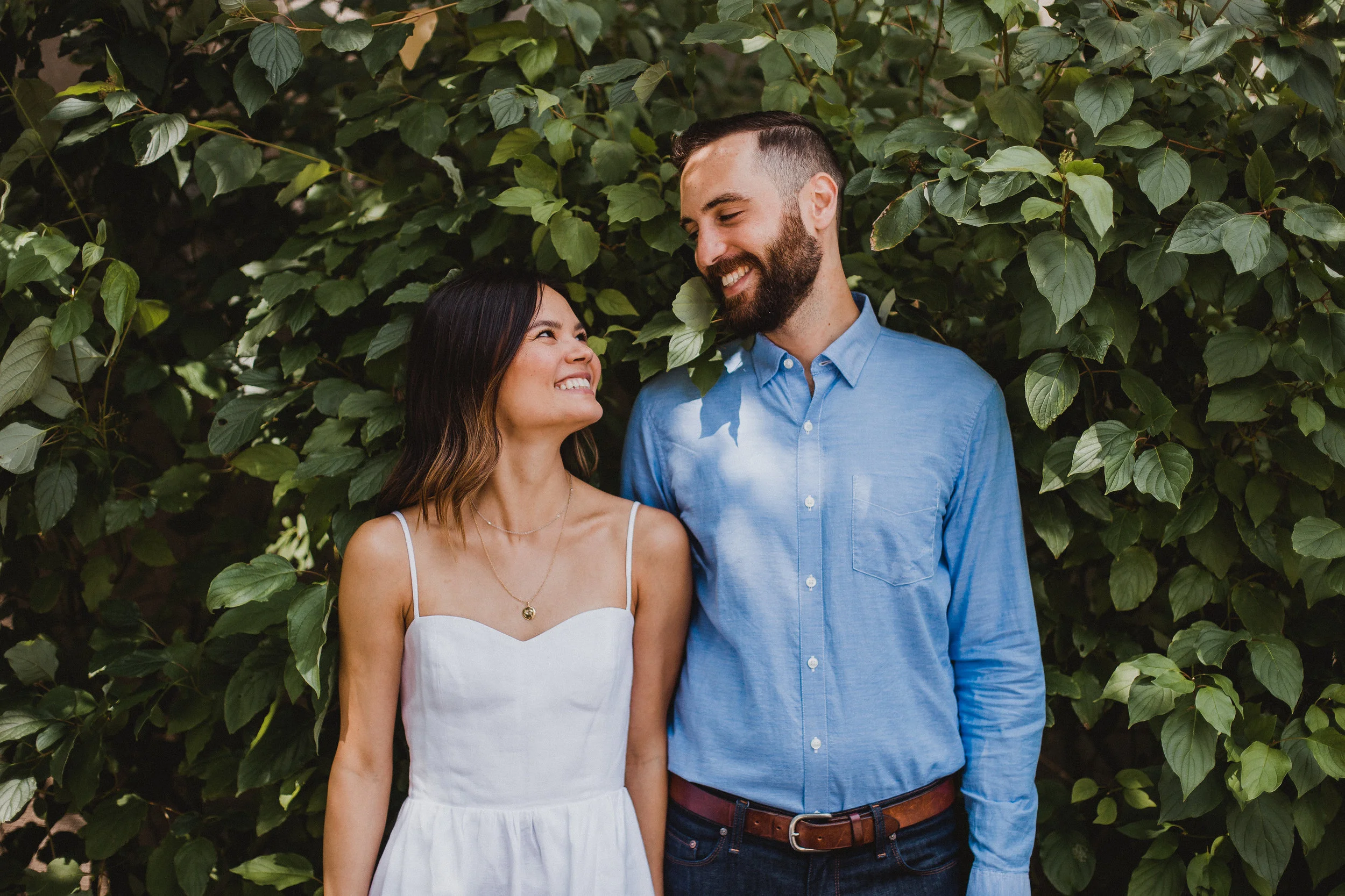 Hannah&AdamEngagementShoot-3.jpg