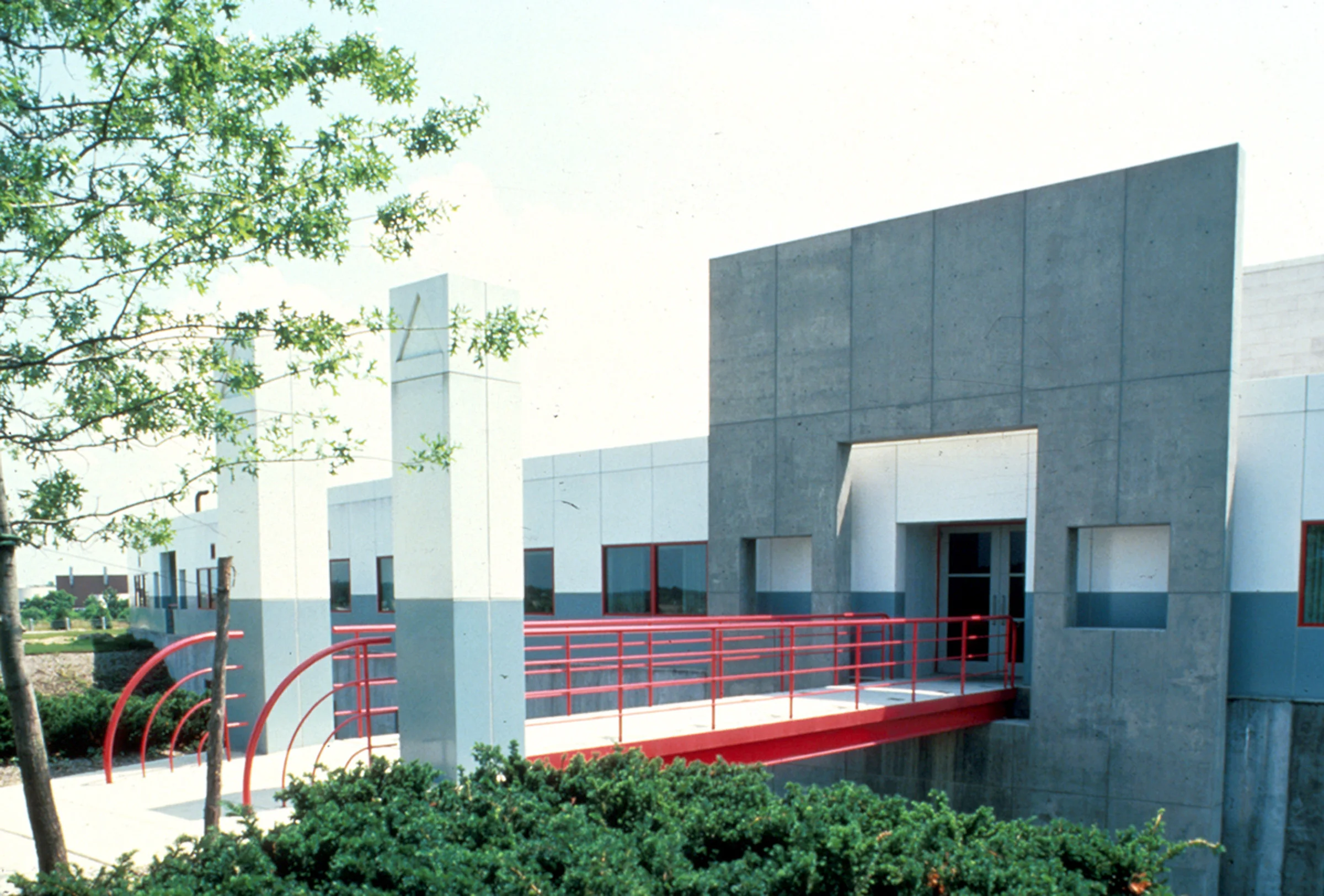 Image16-small.jpg
