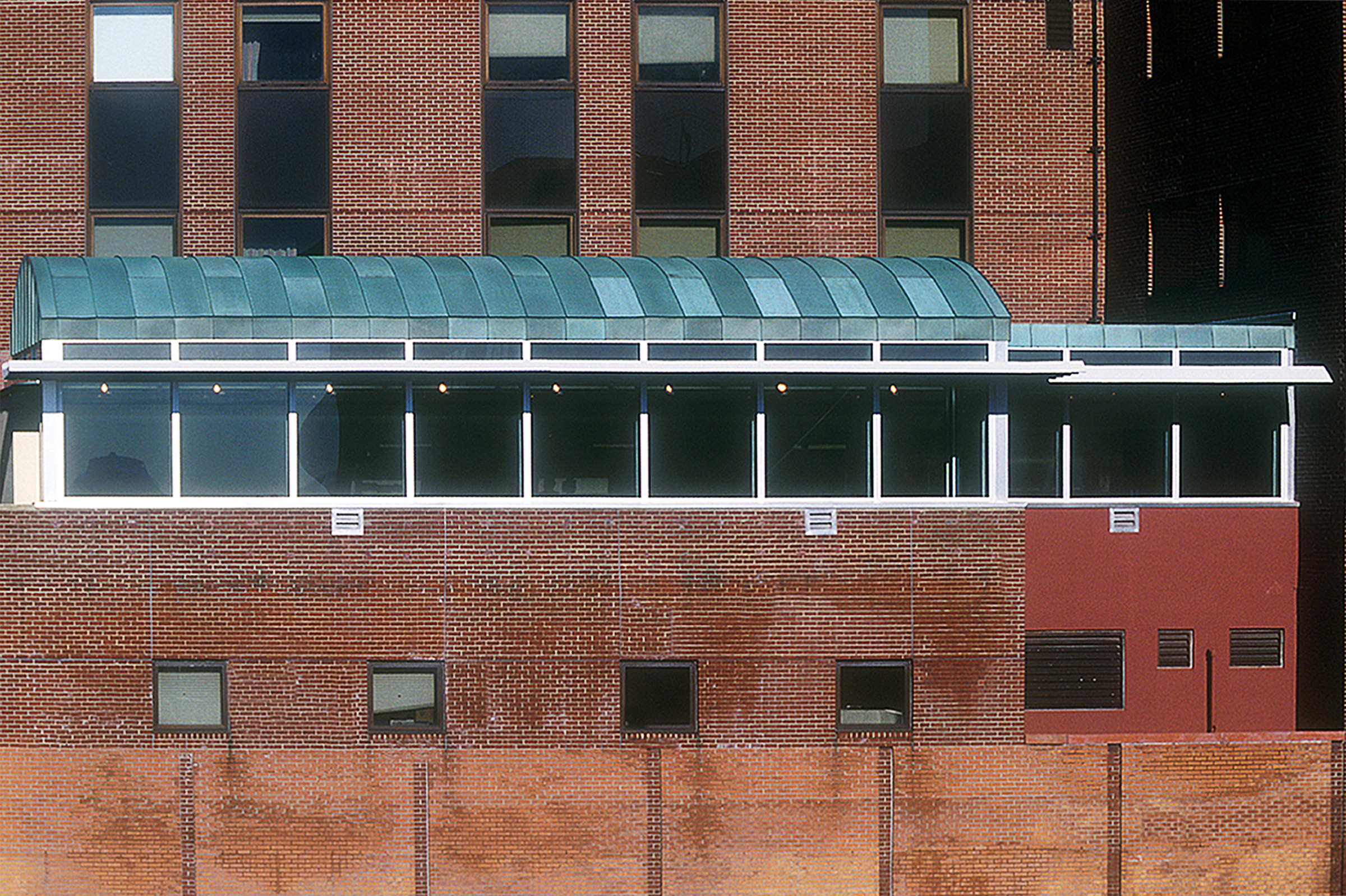 9602 - Exterior View 7.jpg