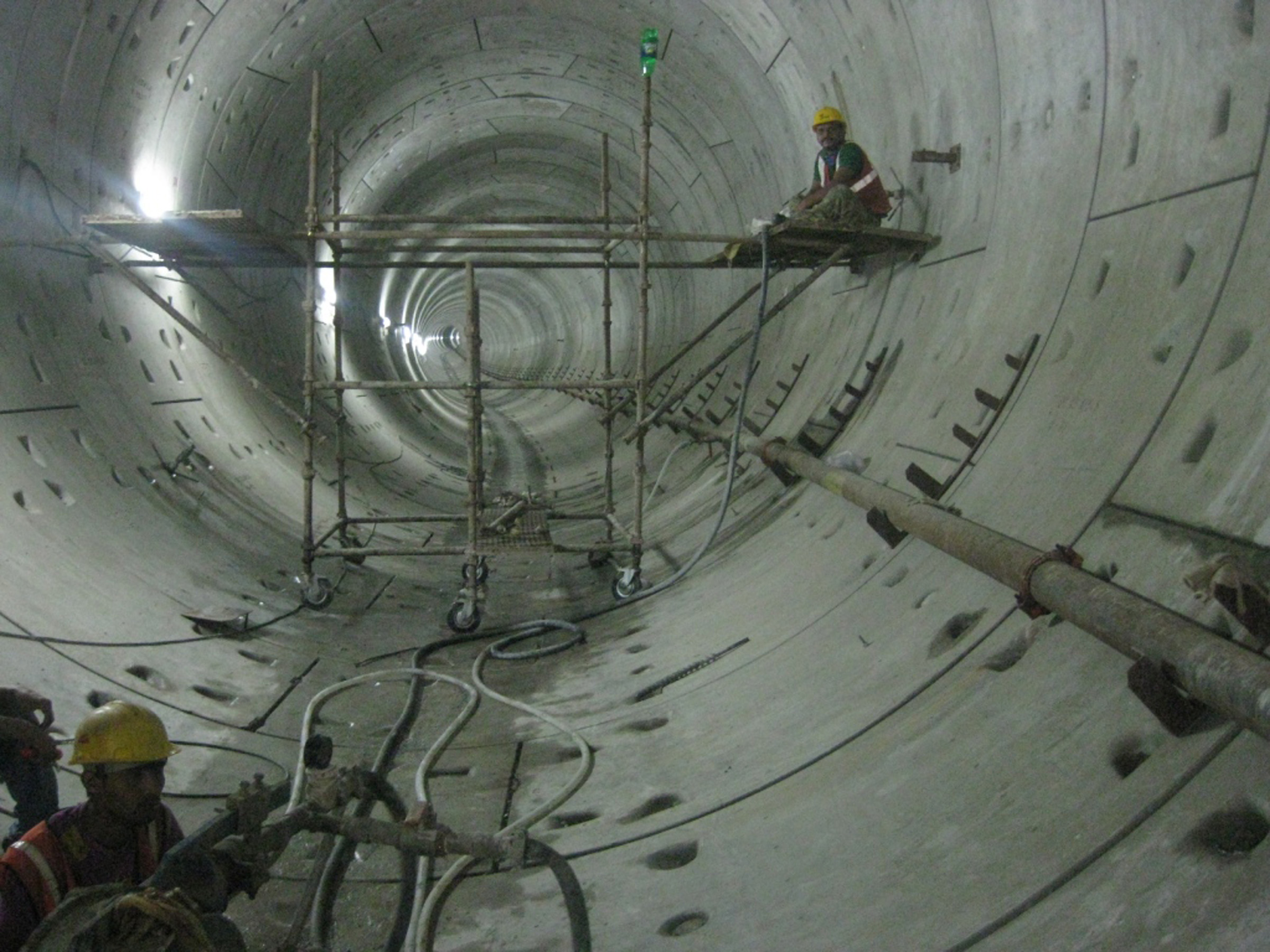 Grouting Work in Tunnel Drive 1.jpg