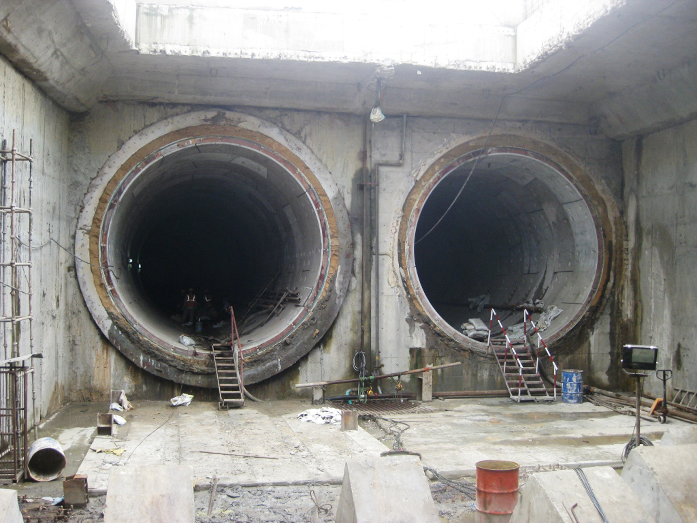 Tunnel drive 1 & 2 at SUS.jpg