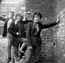 Teddy girls, London, 1953