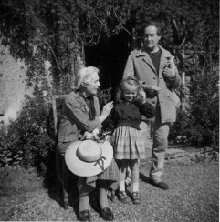 Vanessa Bell, Duncan Grant and Virginia at Charleston, 1960.