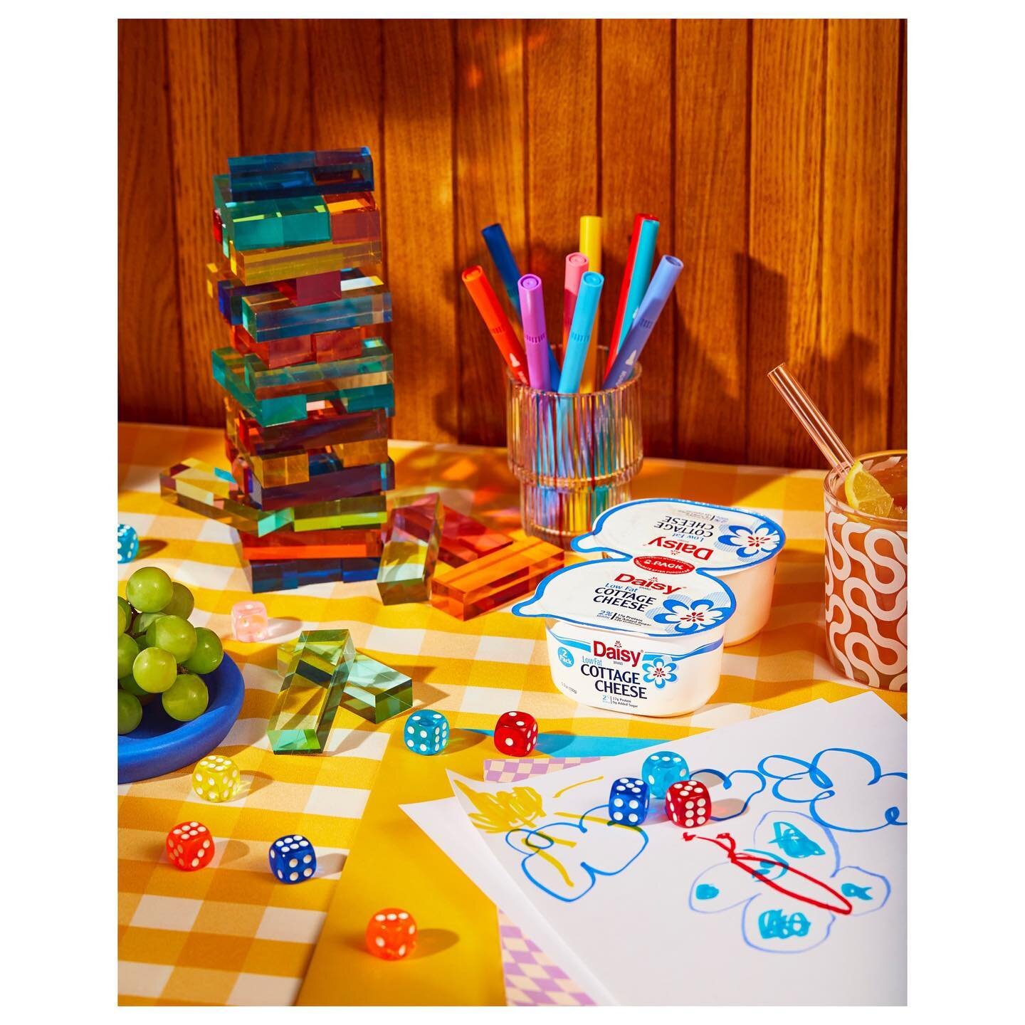 Playful, colorful shots from a relatively recent shoot for @daisybrand and @scarymommy. Got to work with a fantastic team. 

Photo: maria.e.be
Art direction: @juvacc 
Prop styling: @adrianosis @bloodorangeagency 
Prop assist: @juliajuliaroserose @tay