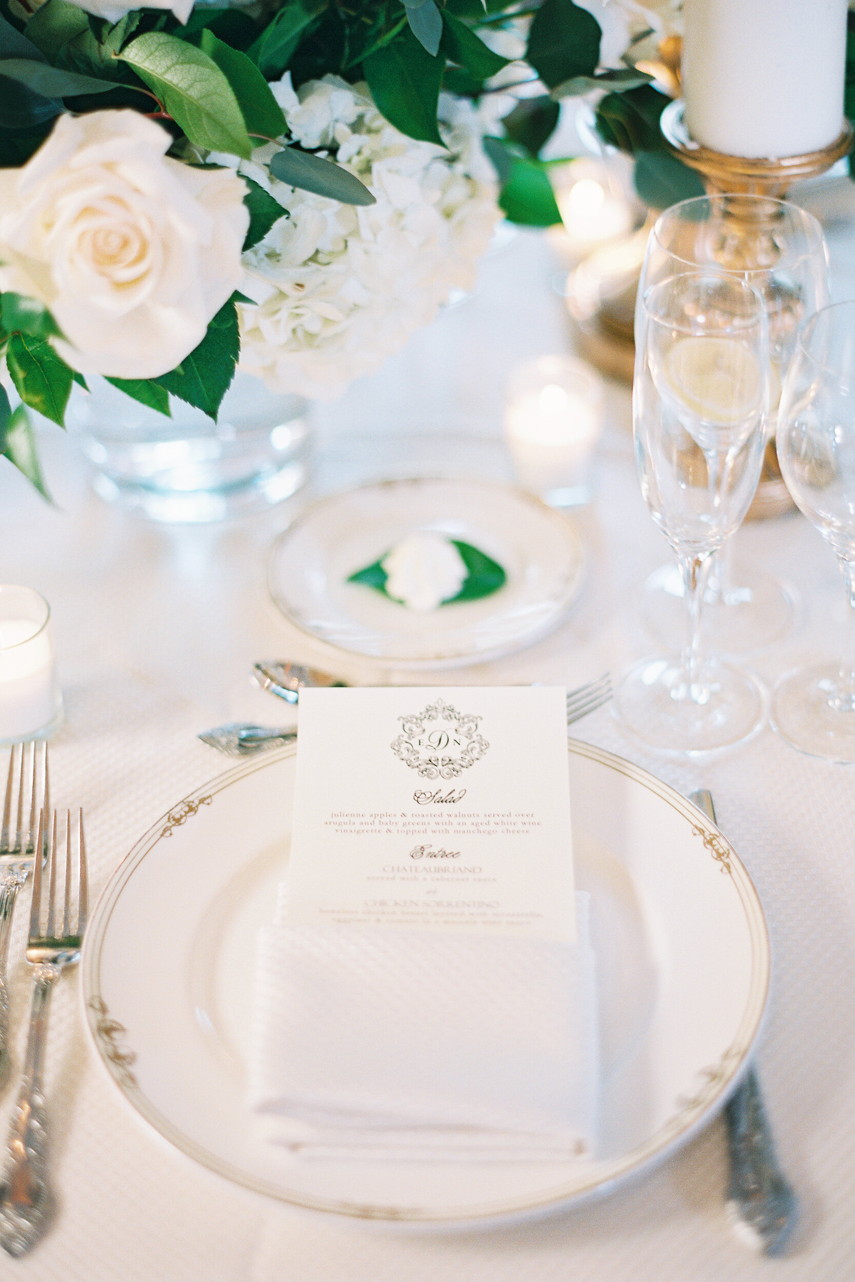 White, Green, and Gold Reception Table Decor