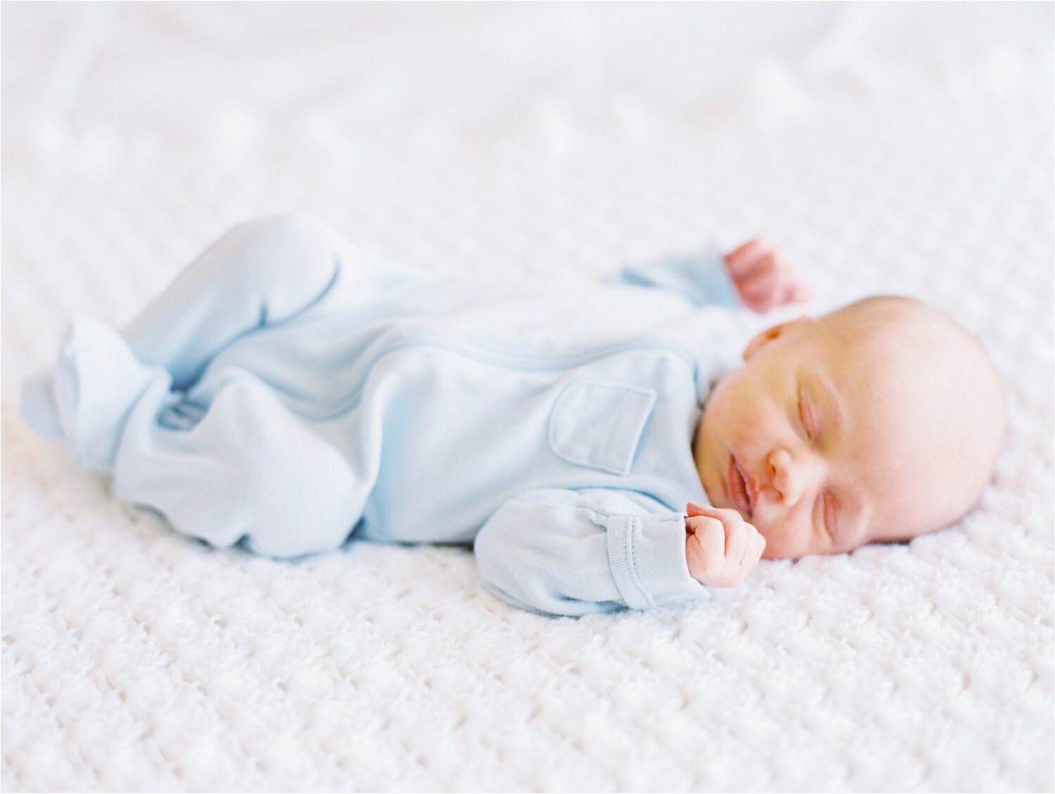 Newborn Baby Born on Bed during baby photos