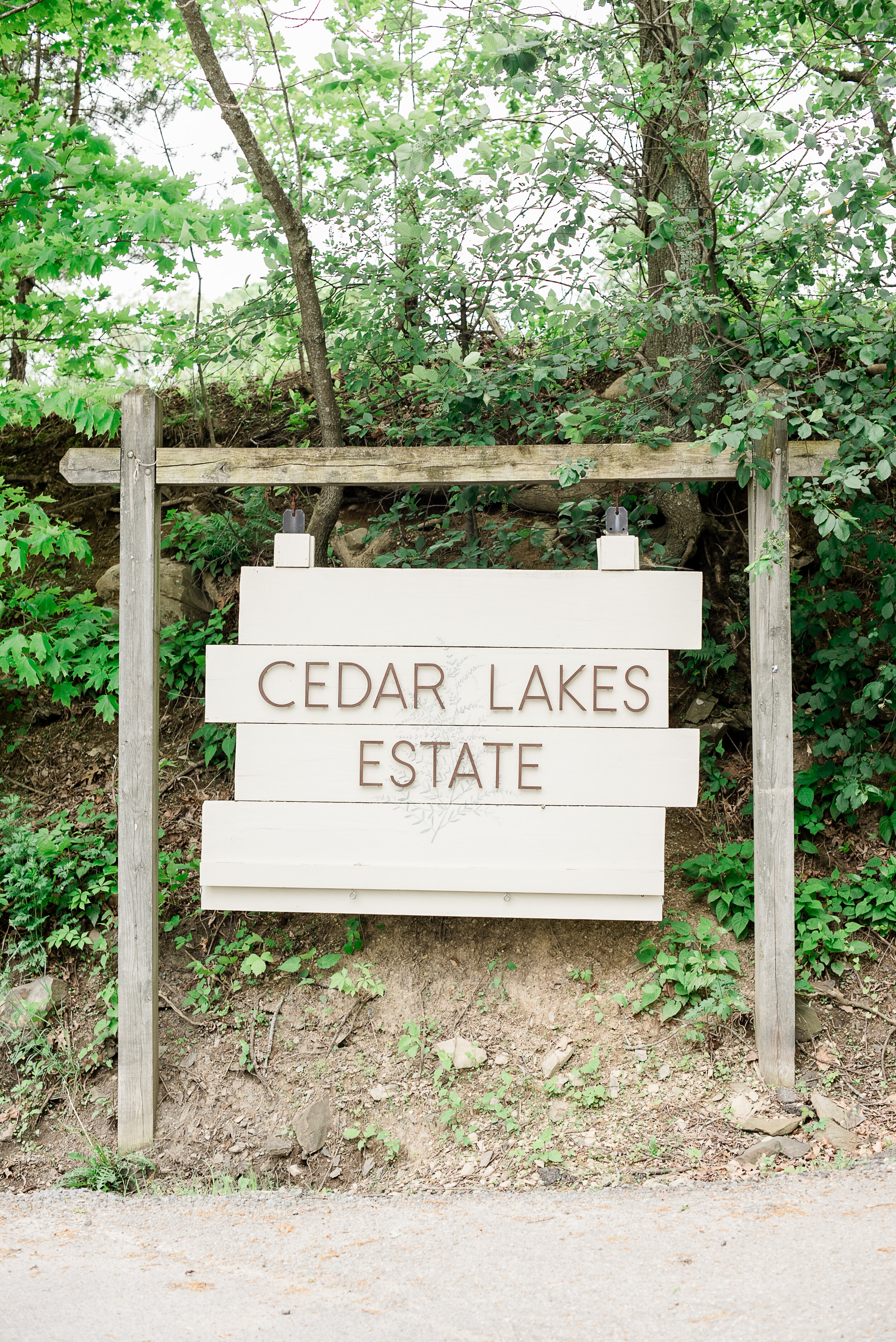 Entrance Sign for Cedar Lakes Estate Wedding Venue in New York