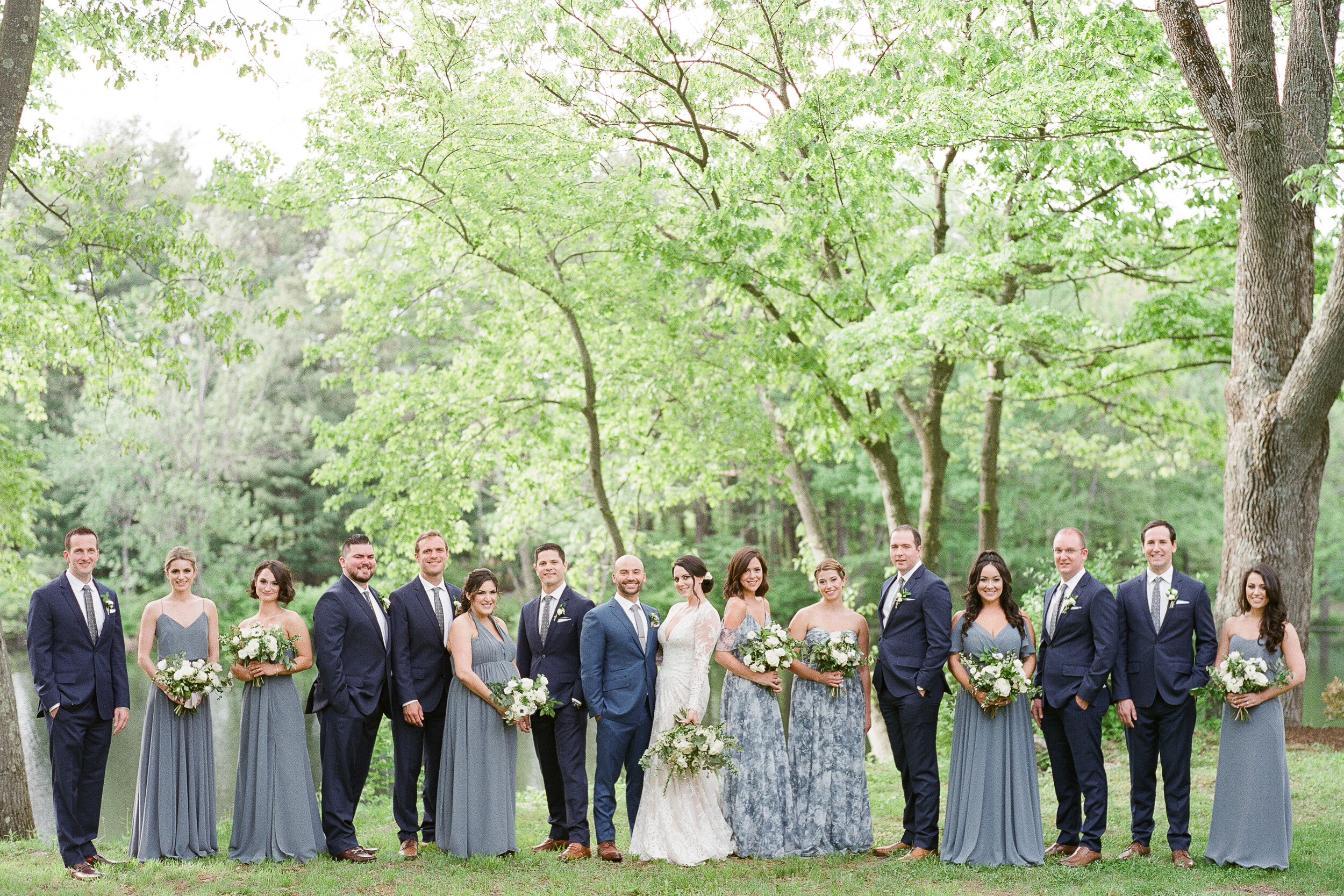 Wedding party at Cedar Lakes Estate