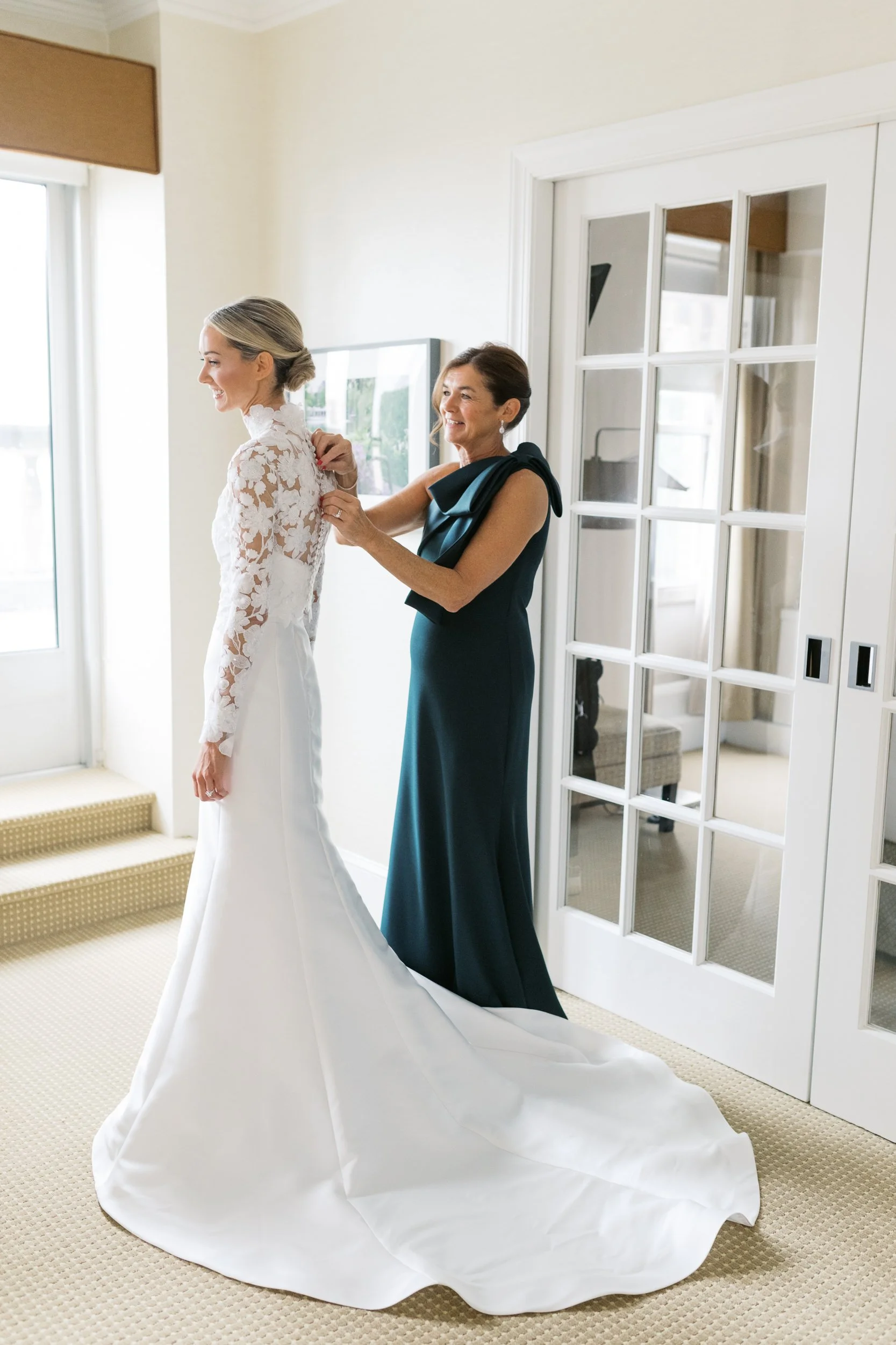 Bride Getting ready at New York Athletic Club, NY