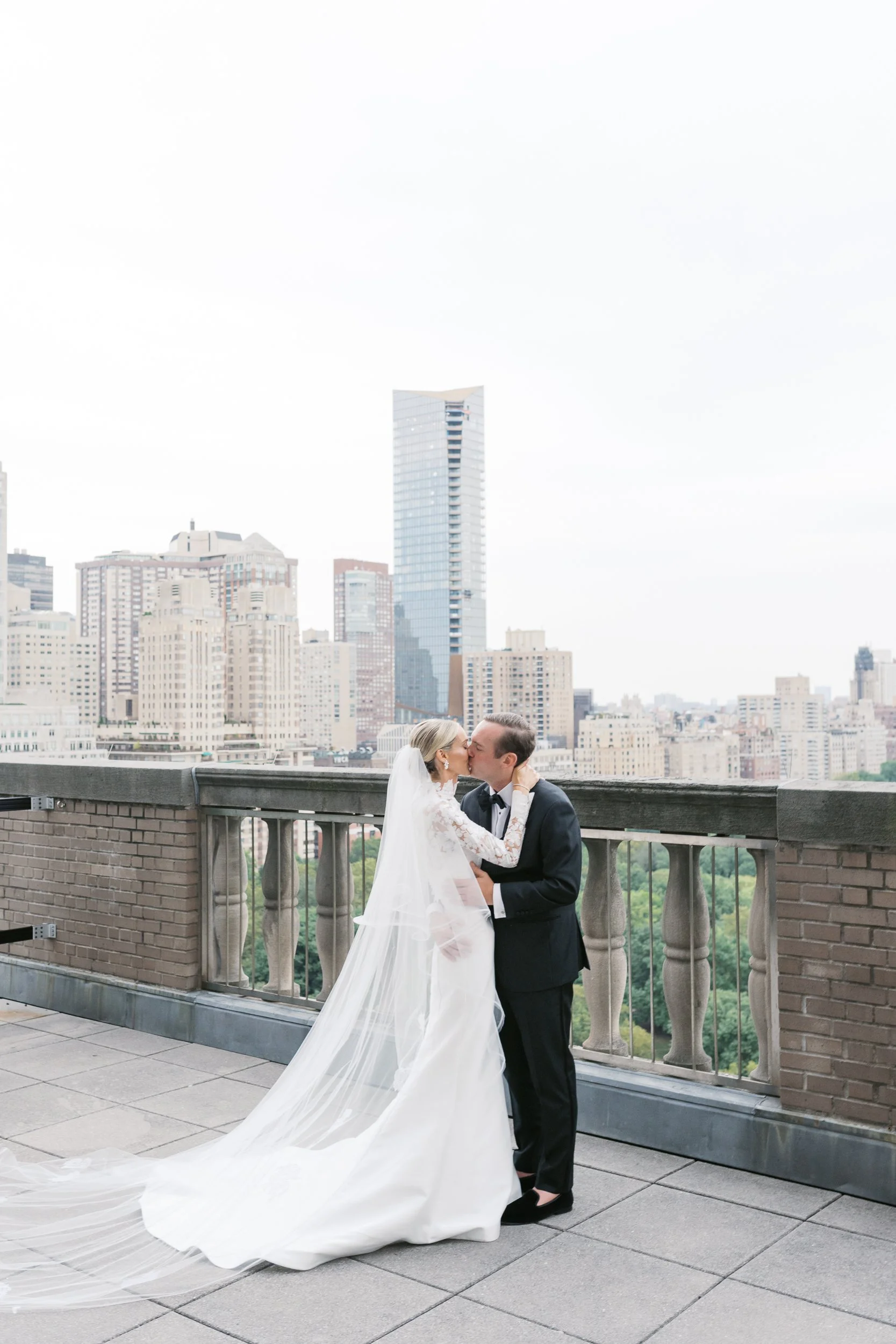 New York Athletic Club Terrace Wedding Photos