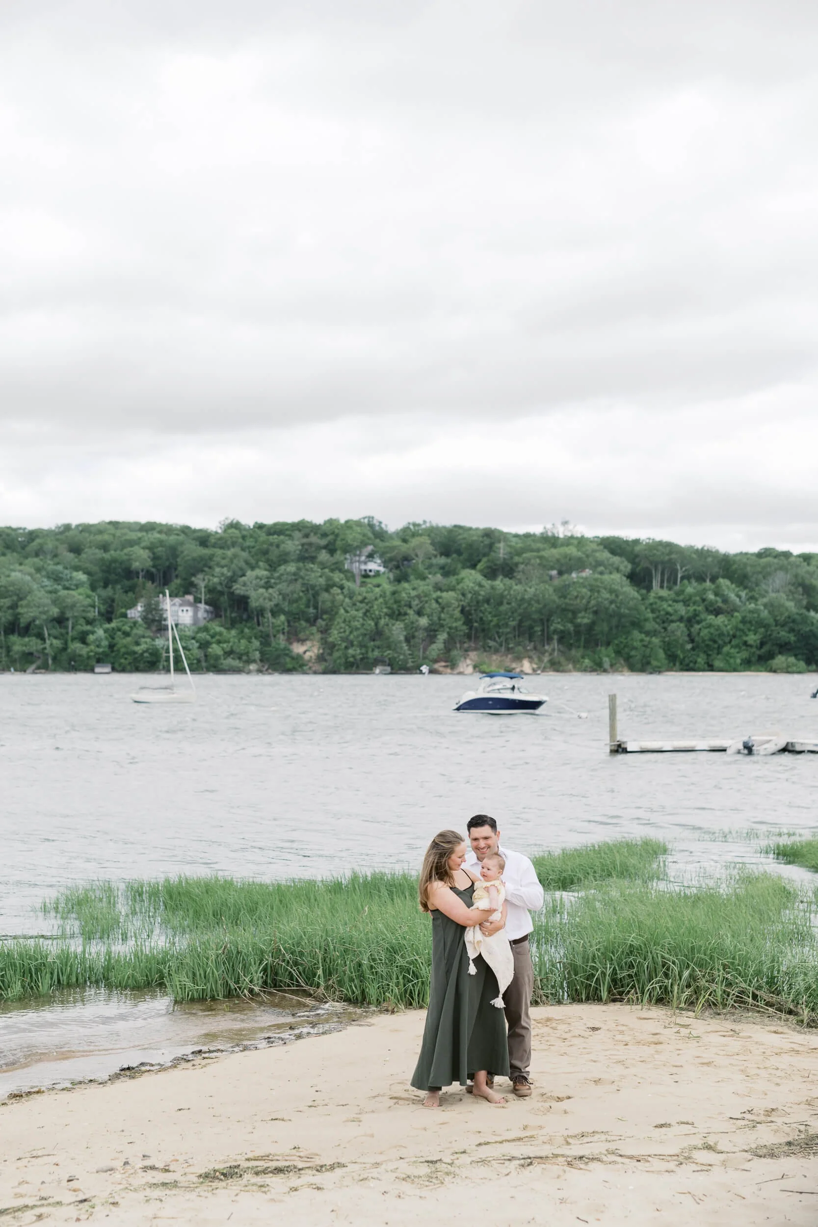 New York Family Photography on beach family photos in Cold Spring Harbor, NY